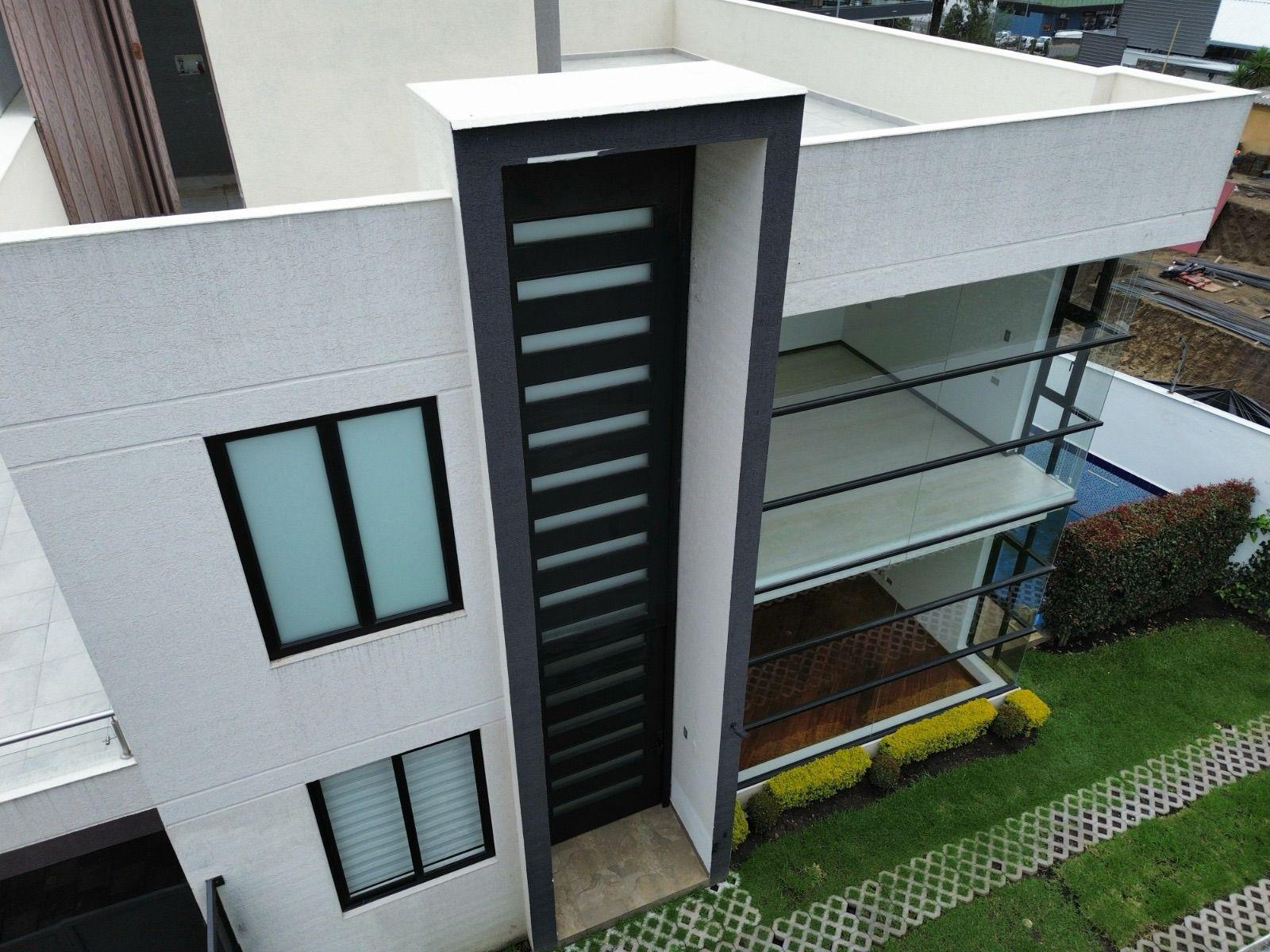 Casa en venta en Pichincha | Quito | Conocoto, Venta de casas, 143 m²
