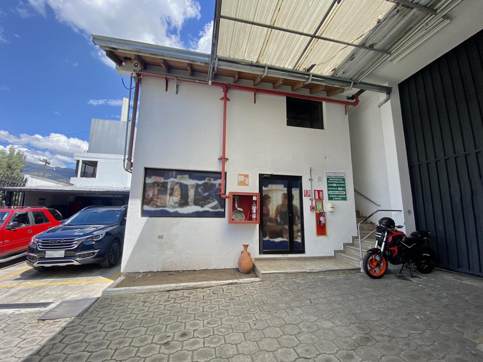 Galpón en venta en Pichincha | Quito | Carcelén, De los Cerezos y Av. Galo Plaza Lasso