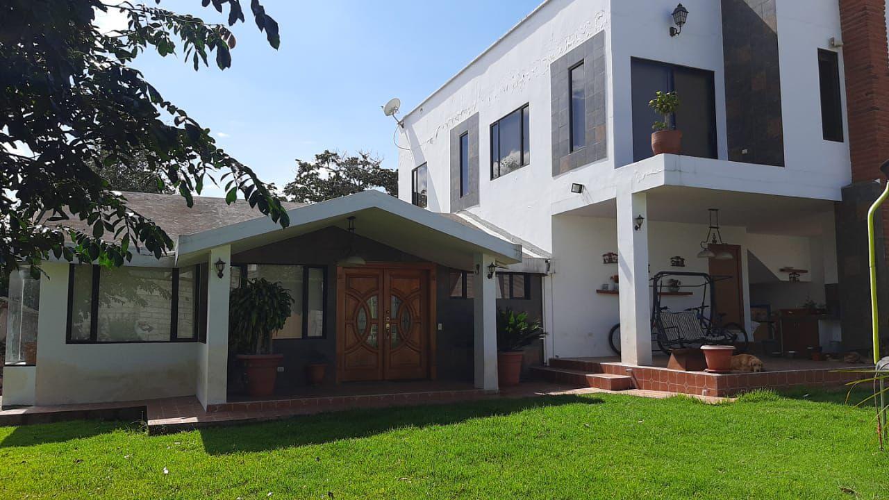 Casa en venta en Pichincha | Quito | Tumbaco, Tumbaco La Cerámica, 400 m²