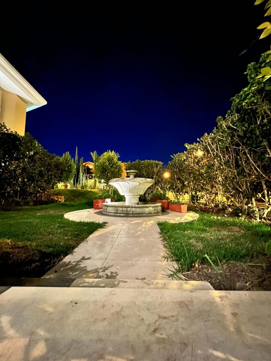 Casa en venta en Pichincha | Quito | Cumbayá, En venta Casa de lujo dentro de Urbanización cumbres del valle, 895 m²