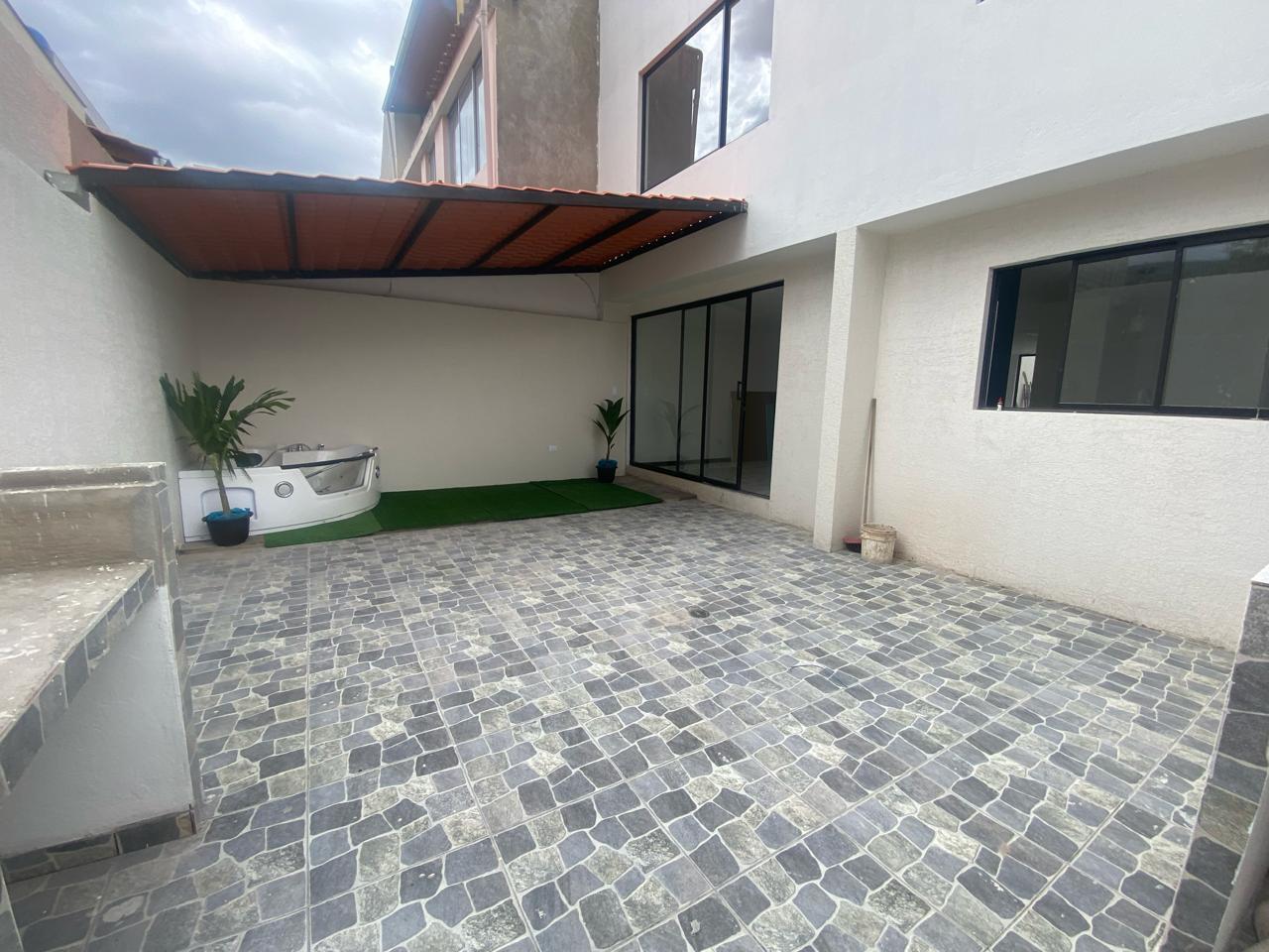 House for Sale in Conocoto 175 m² 4
