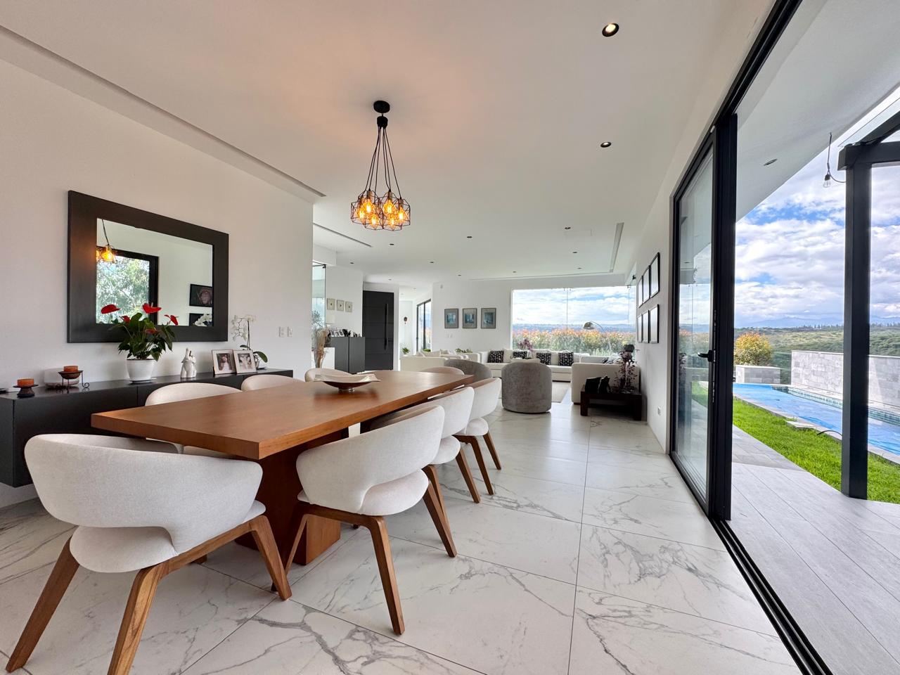 Casa en venta en Pichincha | Quito | Cumbayá, CASA DE VENTA EN PILLAGUA, 548 m²