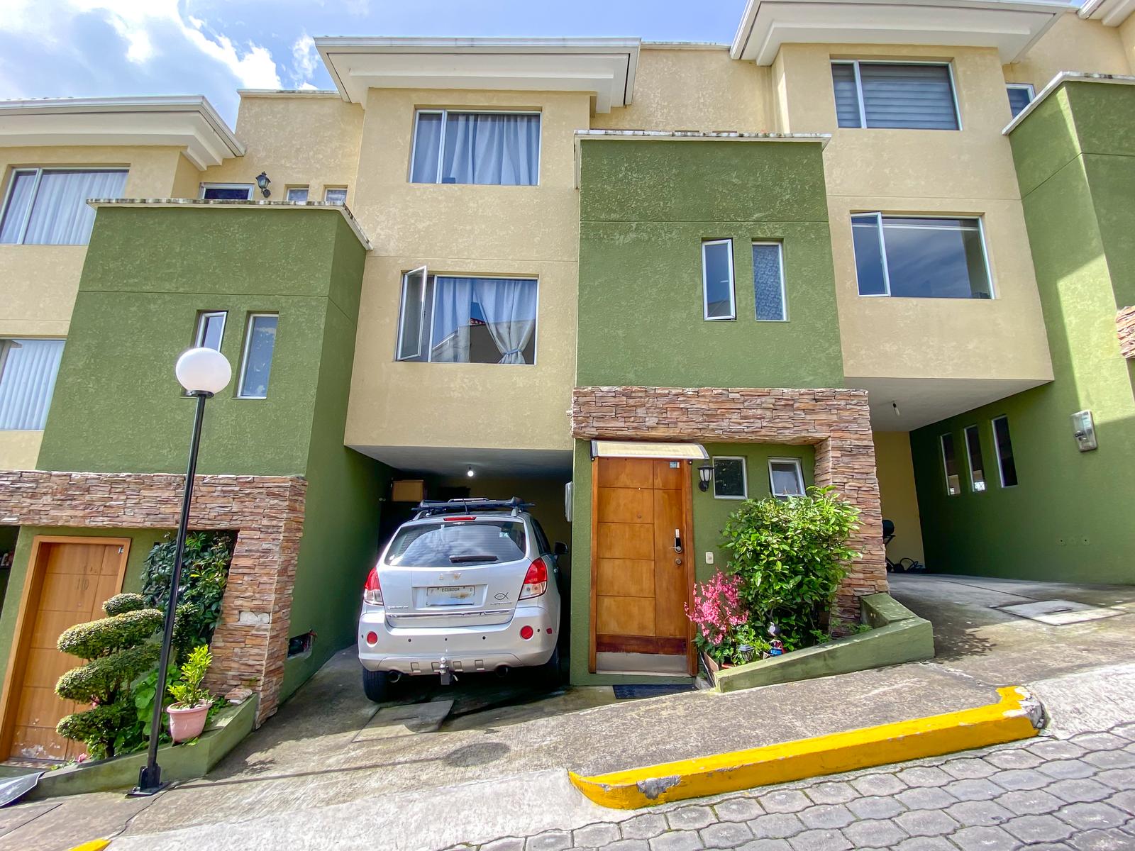Casa en alquiler en Pichincha | Quito | El Condado, Casa en Venta 160 m² - Sector Condado
