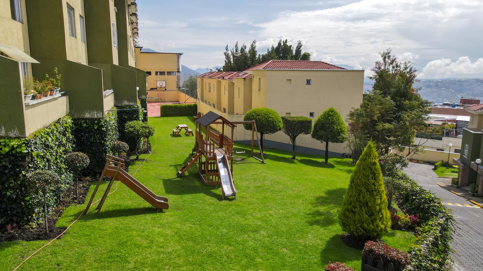 Casa en alquiler en Pichincha | Quito | El Condado, Casa en Venta 160 m² - Sector Condado