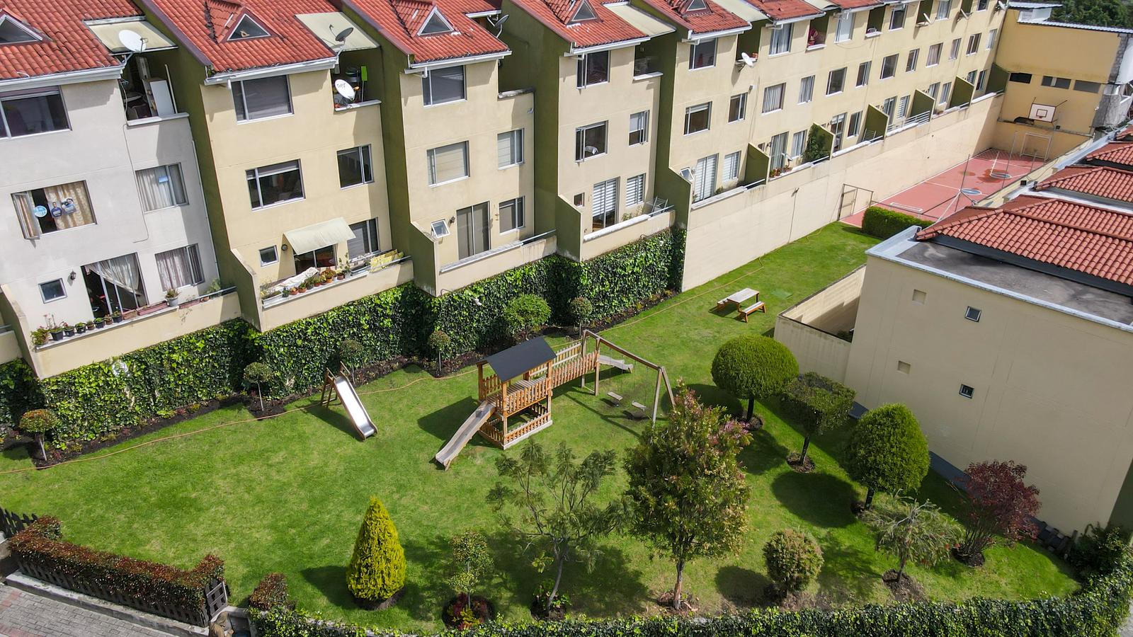 Casa en alquiler en Pichincha | Quito | El Condado, Casa en Venta 160 m² - Sector Condado