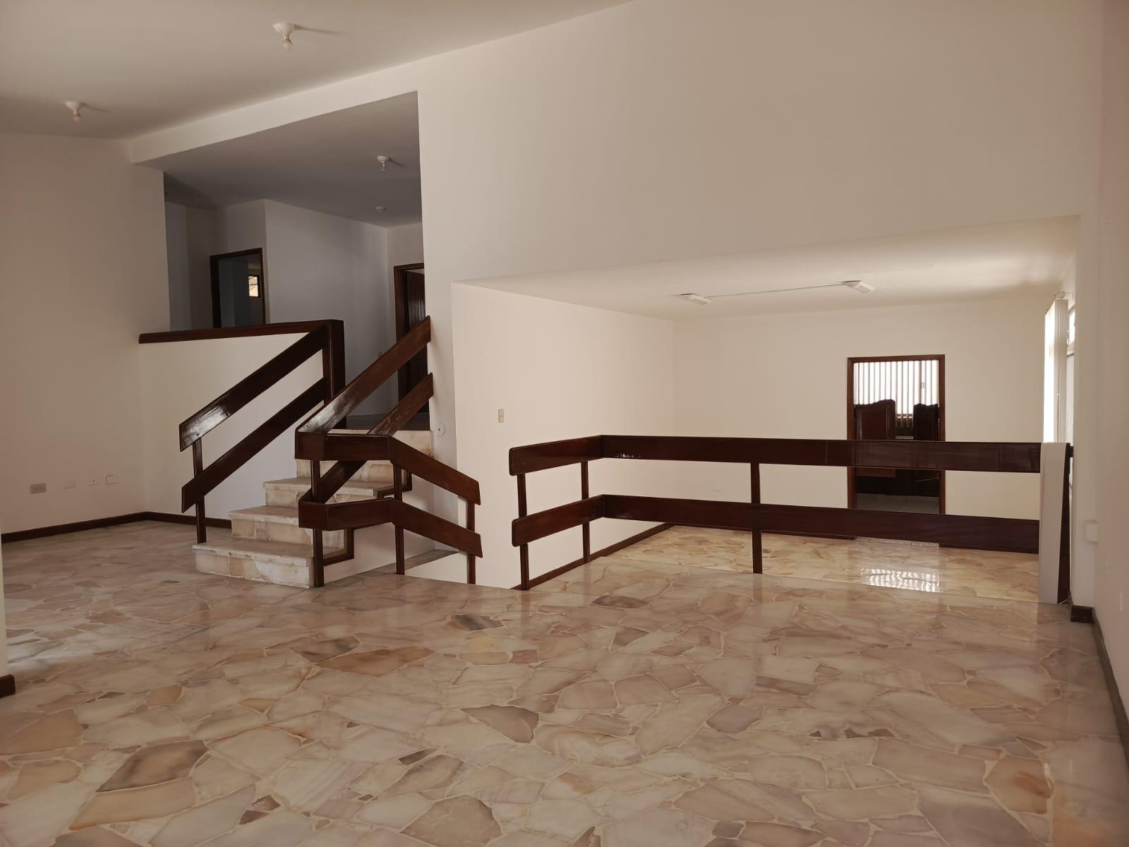 Casa en venta en Manabí | Manta | Umina, CALLE 26 Y AVENIDA 30, 285 m²