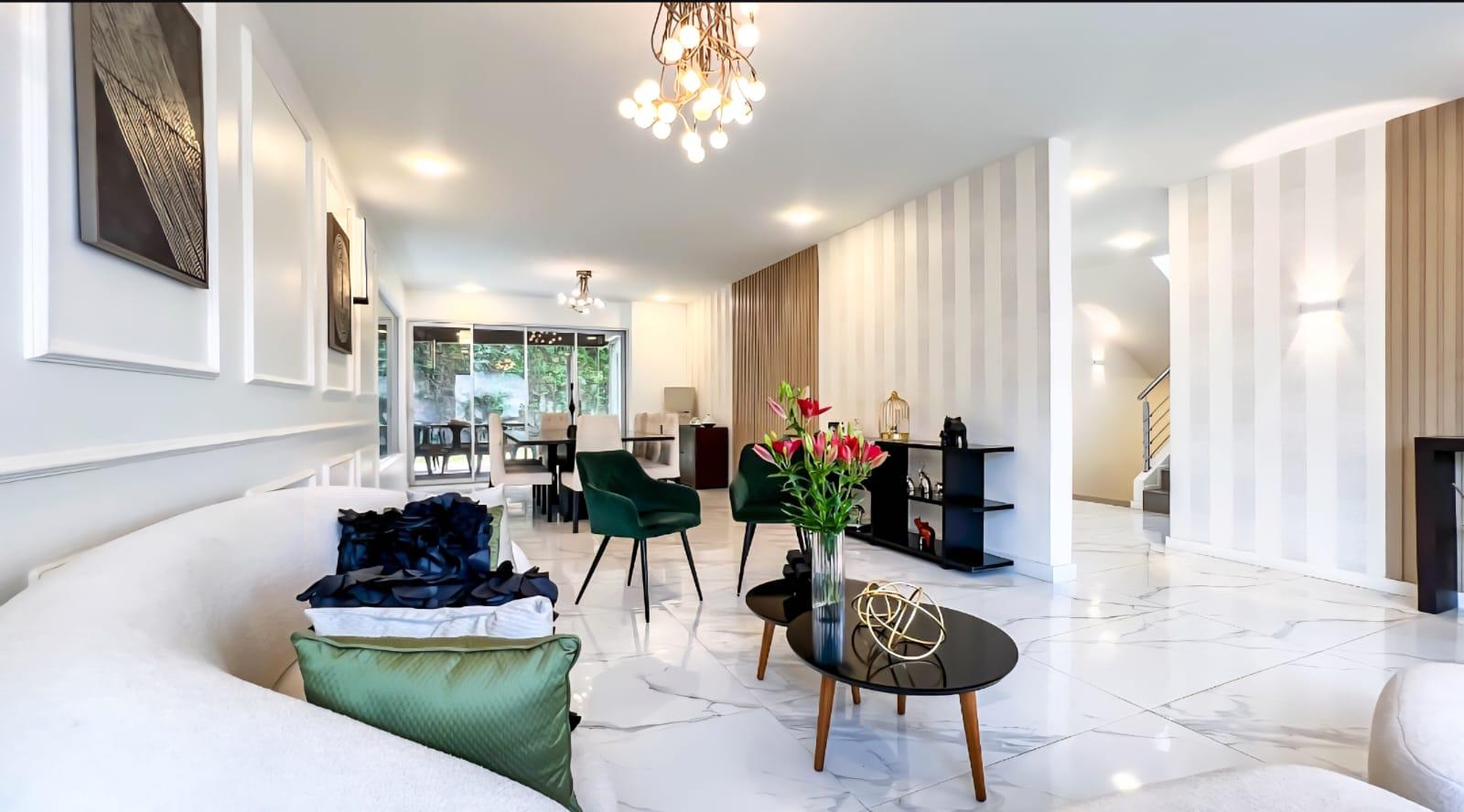 Casa en venta en Pichincha | Quito | Cumbayá, María Eufrasia y San Francisco de Asís Cumbaya 12, 555 m²