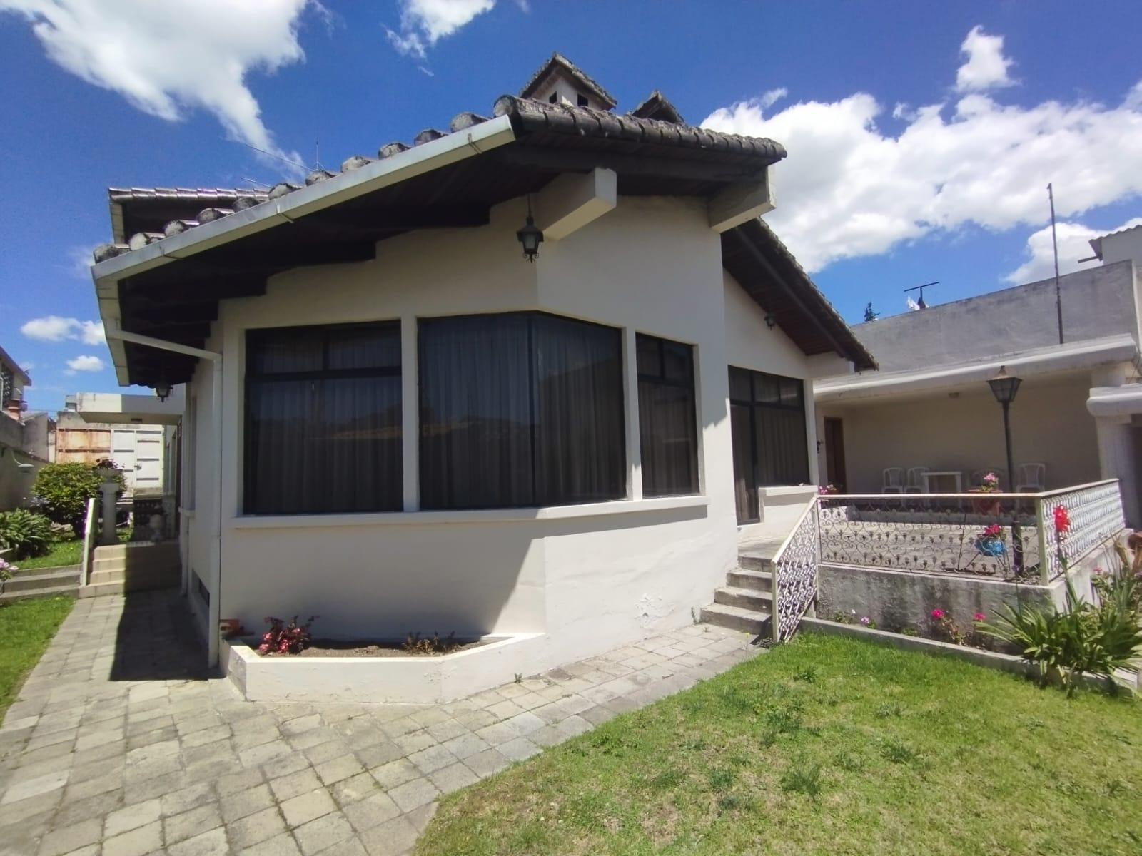 Casa Amplia,a pasos de Condado Shoping