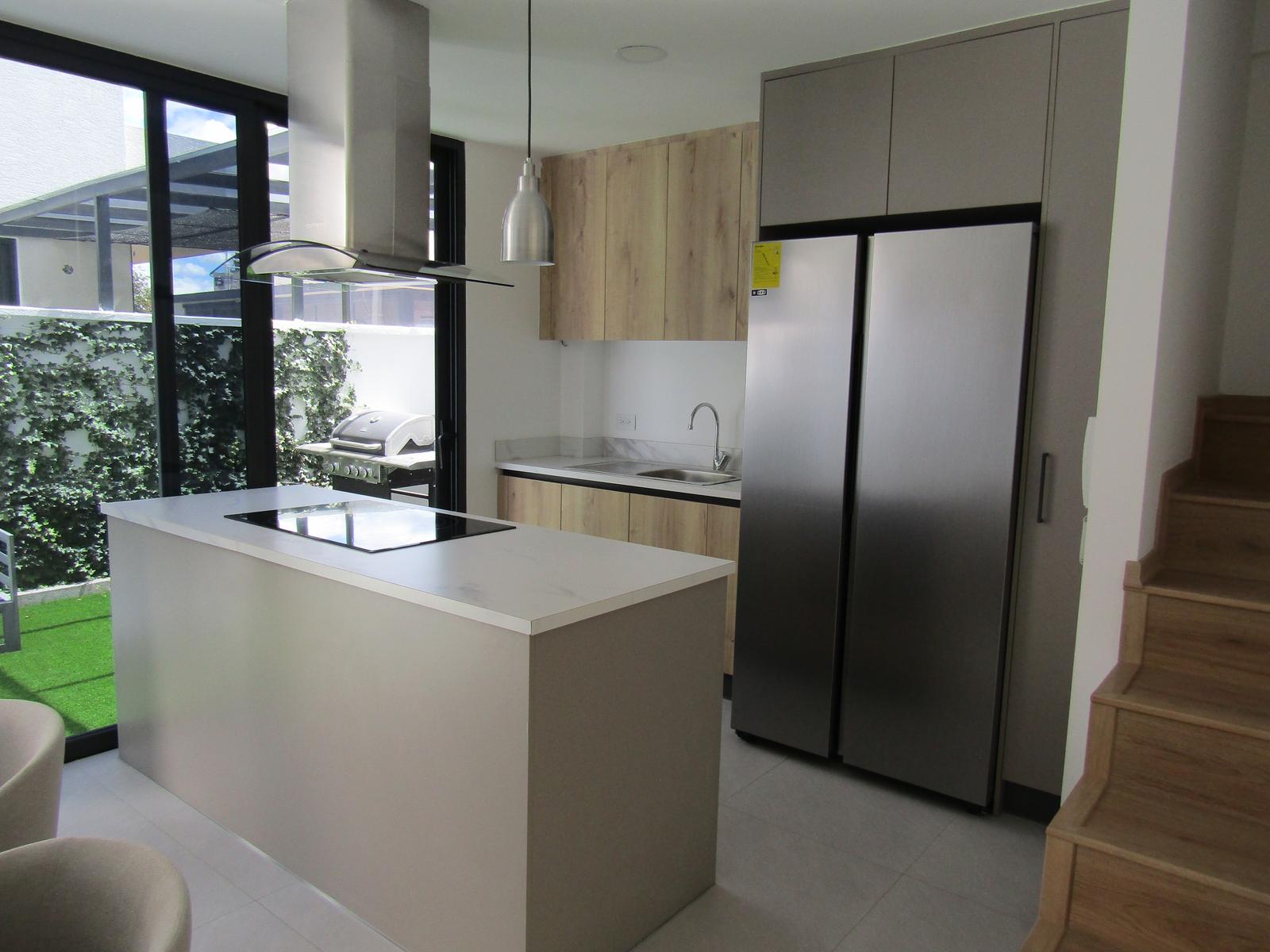 Casa en venta en Pichincha | Quito | Tumbaco, Casa a estrenar de venta en Tumbaco, sector Hilacril, 150 m²