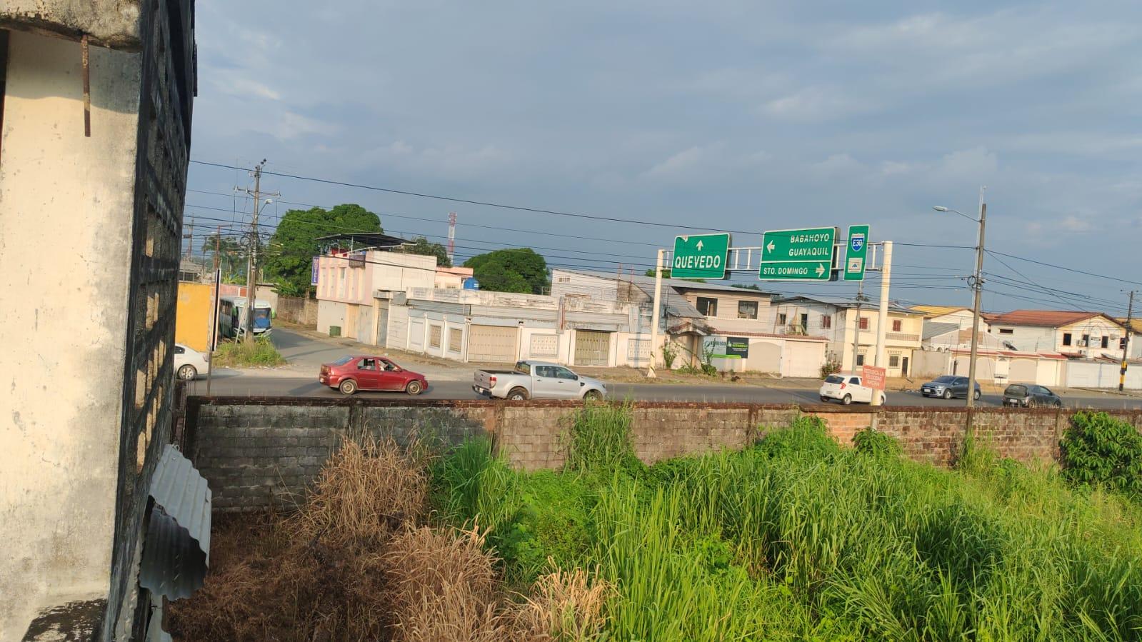 Terreno en venta en Ecuador | Los Ríos | Quevedo, KM 3 VIA VALENCIA A 50 METROS DE LA ESTACION DE SERVICIOS SAN CRISTOBAL