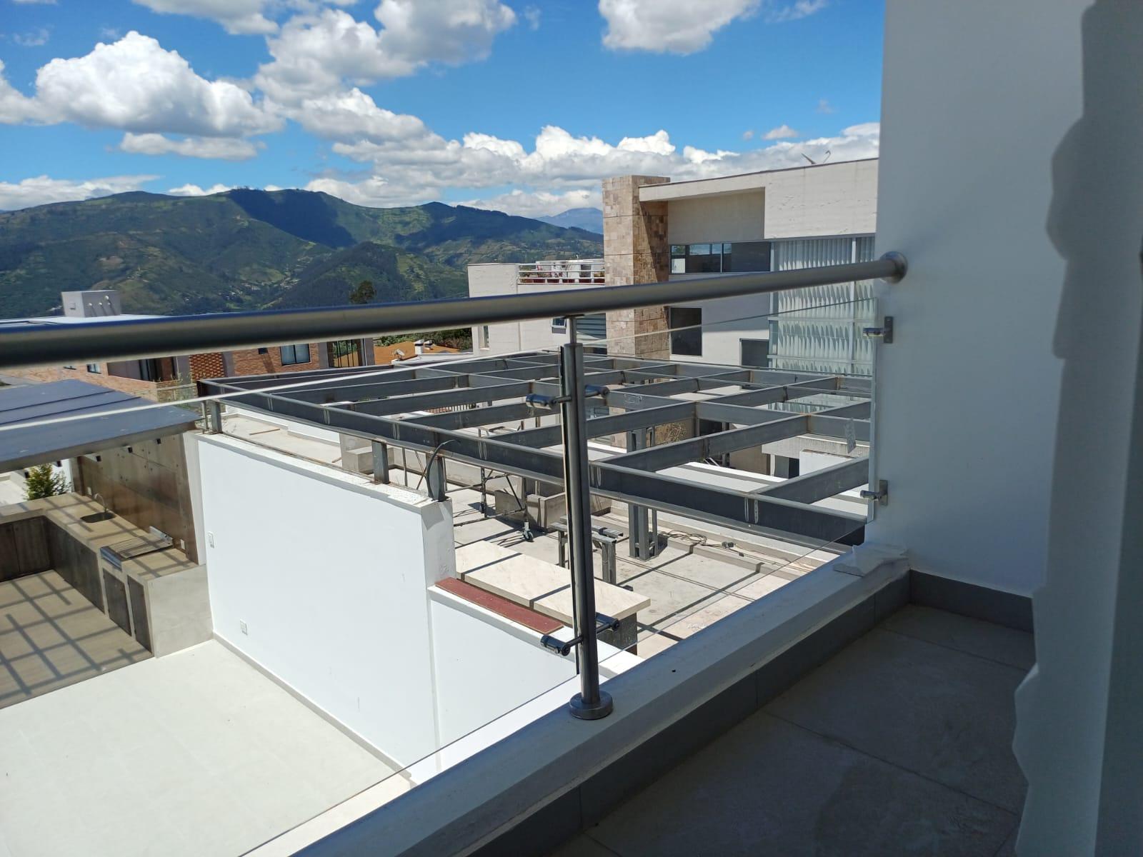 Casa en venta en Pichincha | Quito | Cumbayá, Yanazarapata, 425 m²