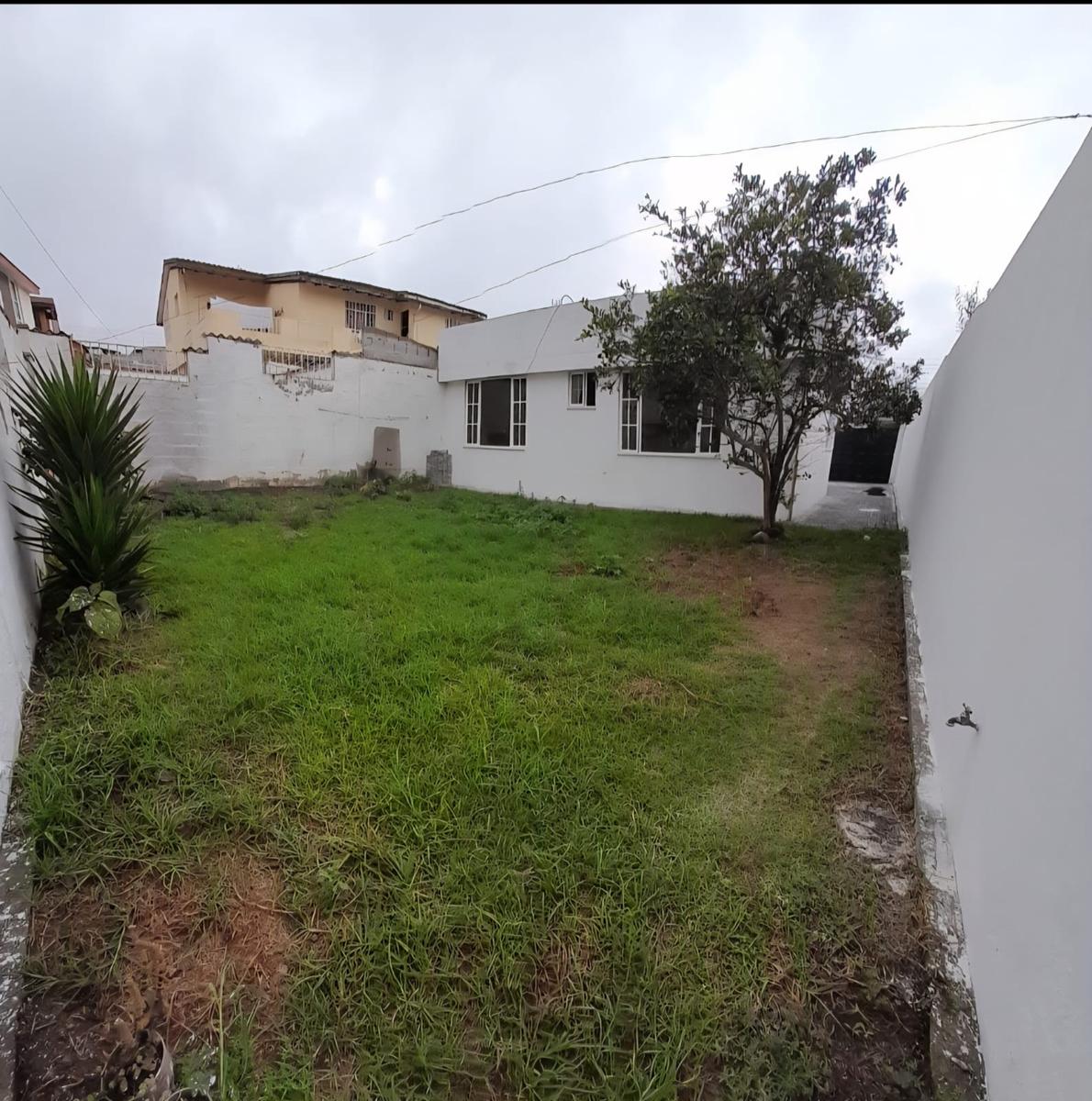 VENTA DE CASA EN SAN ANTONIO DE PICHINCHA