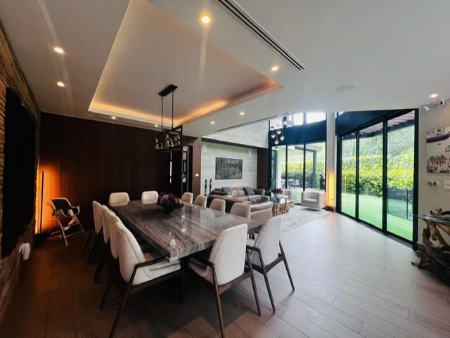 Casa en venta en Guayas | Guayaquil | Vía a la Costa, Urbanización Laguna Club, 566 m²
