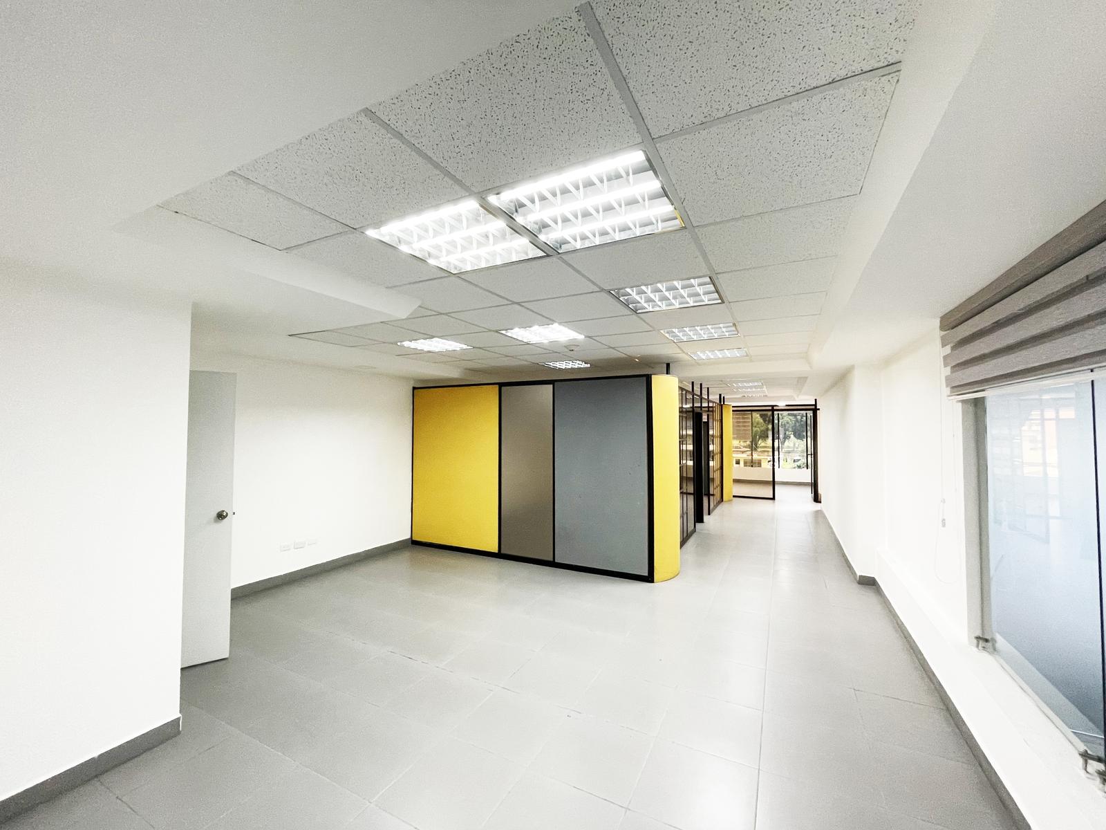 AAA CORPORATE OFFICE ON AV. NACIONES UNIDAS, LA CAROLINA SECTOR 5
