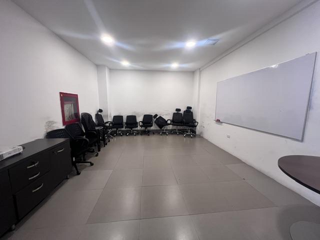 Office for rent in Guayas | Guayaquil | Norte de Guayaquil, Av Juan Tanca Marengo, 400 m²