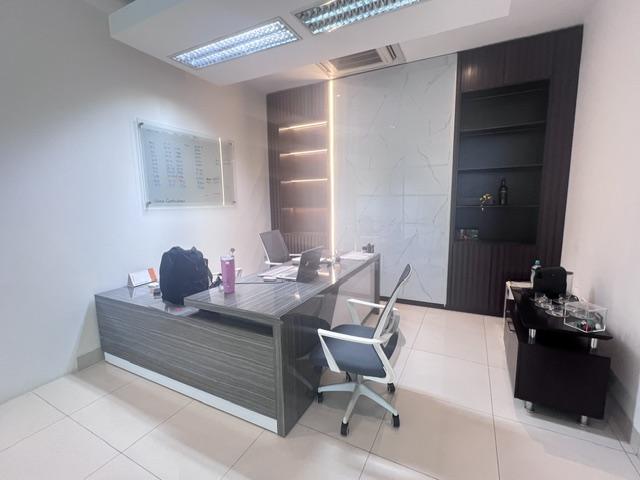 Office in North Guayaquil, Mall del Sol Sector 4