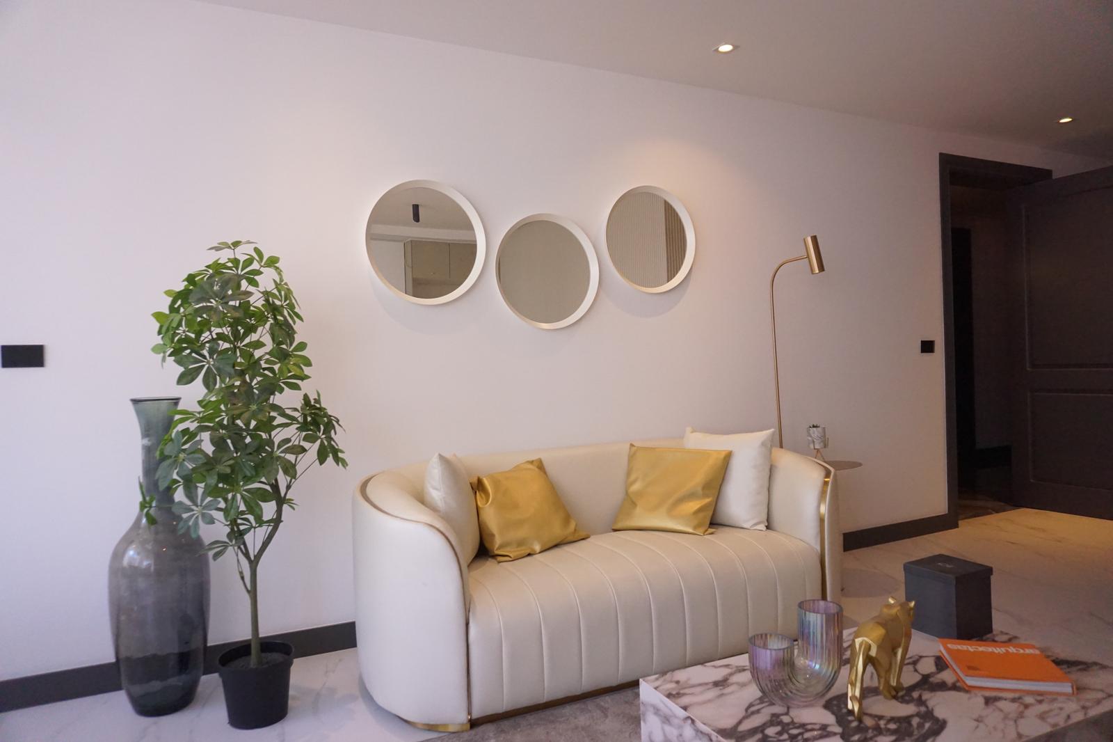 Apartment for Sale with Balcony, Brand New, González Suárez Sector 2