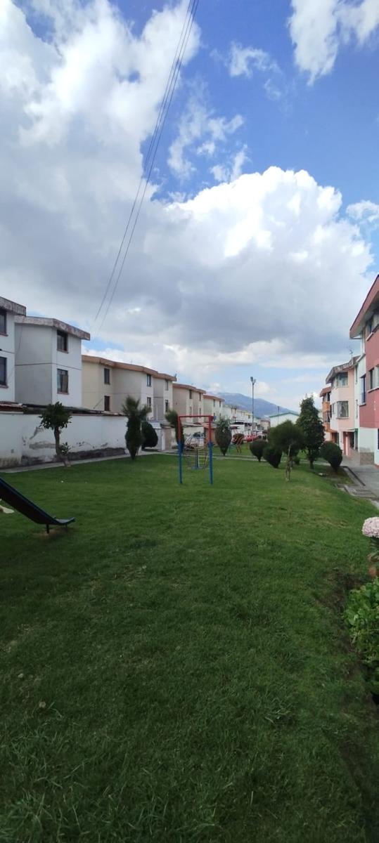 Apartment for Sale - South Quito. Comfortable apartment located in an accessible area. 4