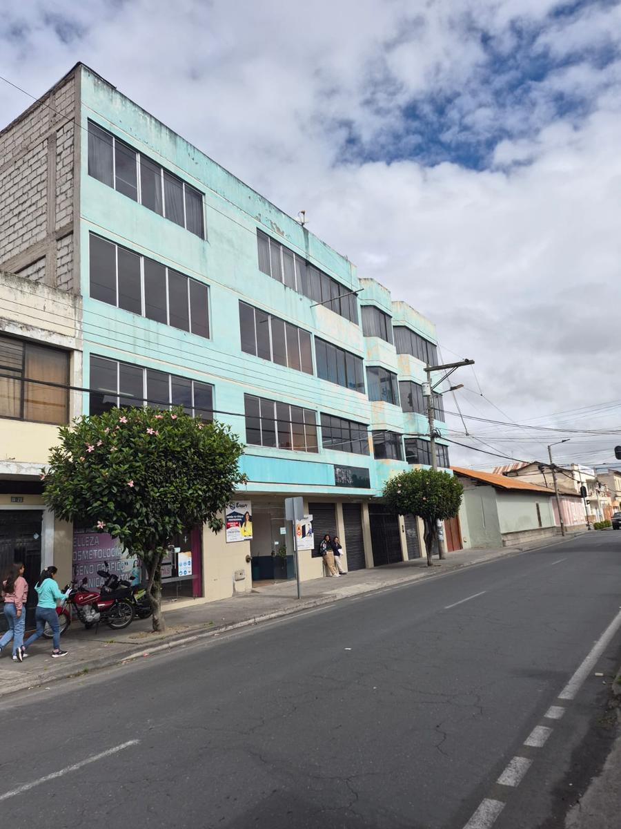 Edificio Comercial en venta en Chimborazo | Riobamba | Centro de Riobamba, Olmedo y Juan de Velasco, 1463 m²