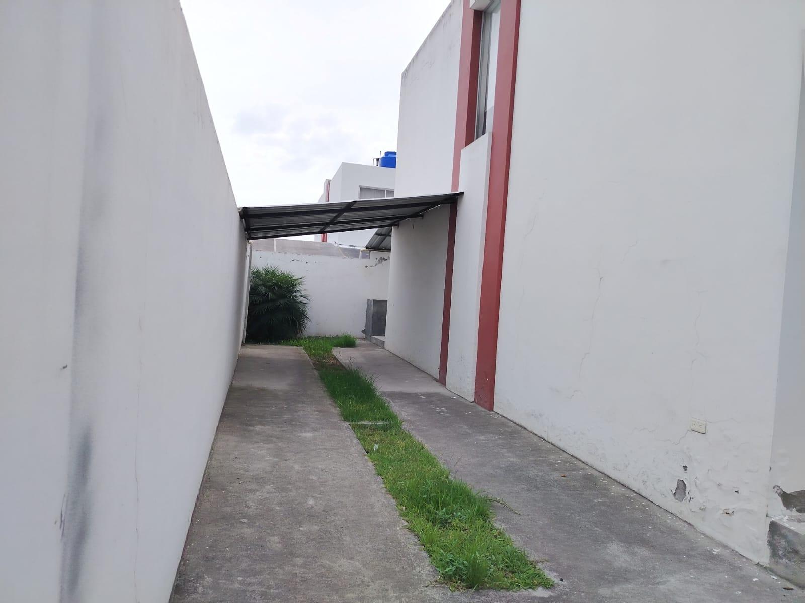 Casa en venta en Imbabura | Antonio Ante | Atuntaqui, Los Girasoles y Garcia Moreno, 114 m²