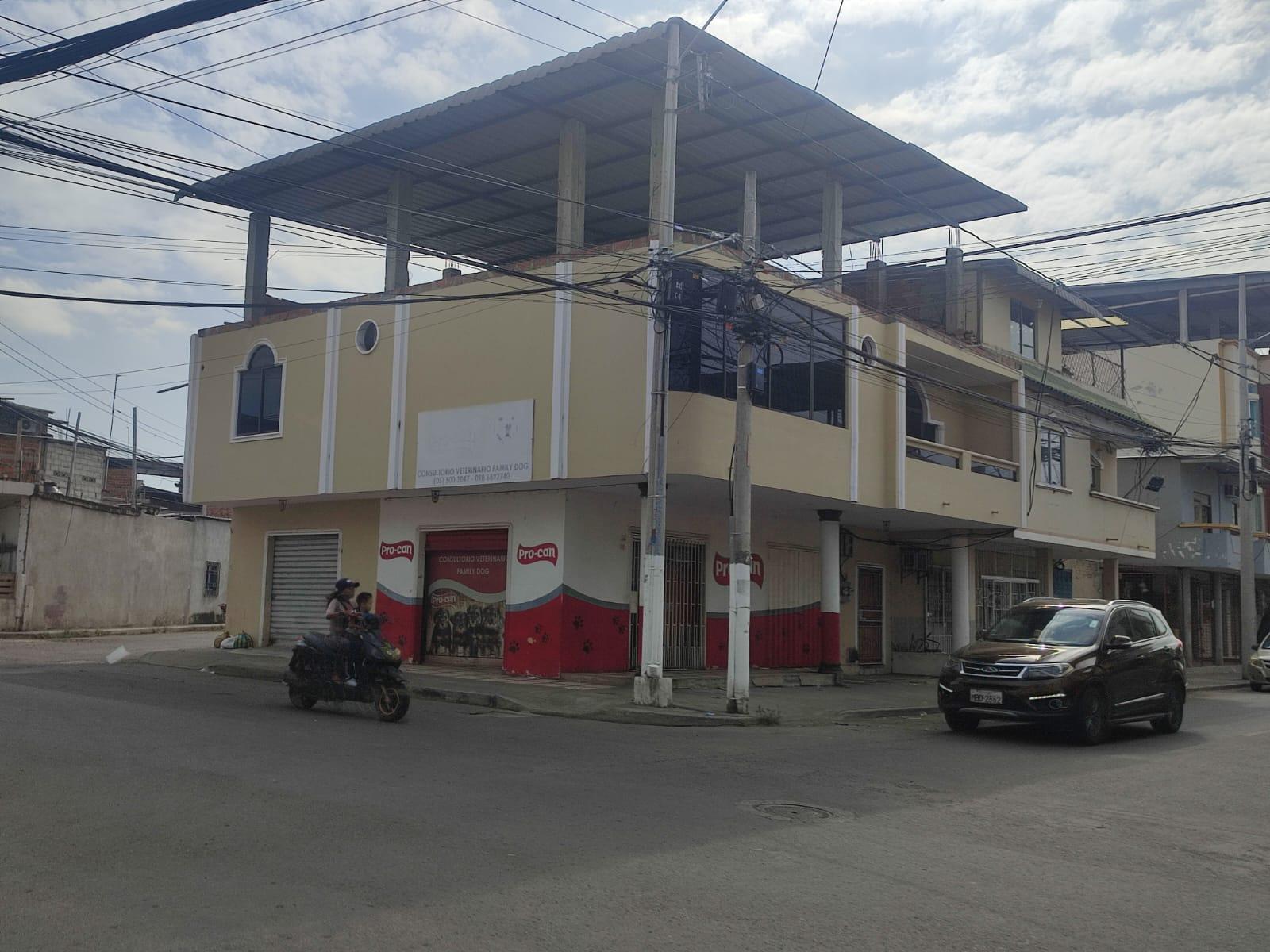 Casa en venta en Manabí | Manta | Centro de Manta, AVENIDA 25 ENTRE CALLES 16 Y 17, 200 m²