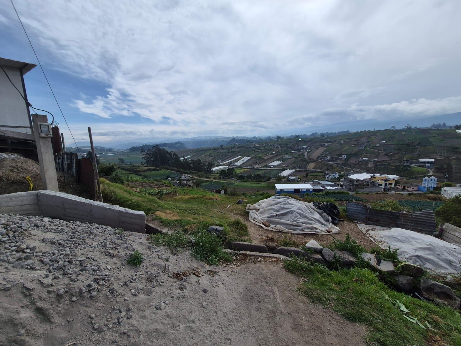 Terreno en venta en Tungurahua | Ambato | Norte de Ambato, Calle D - Barrio María del Cisne (SAMANGA)
