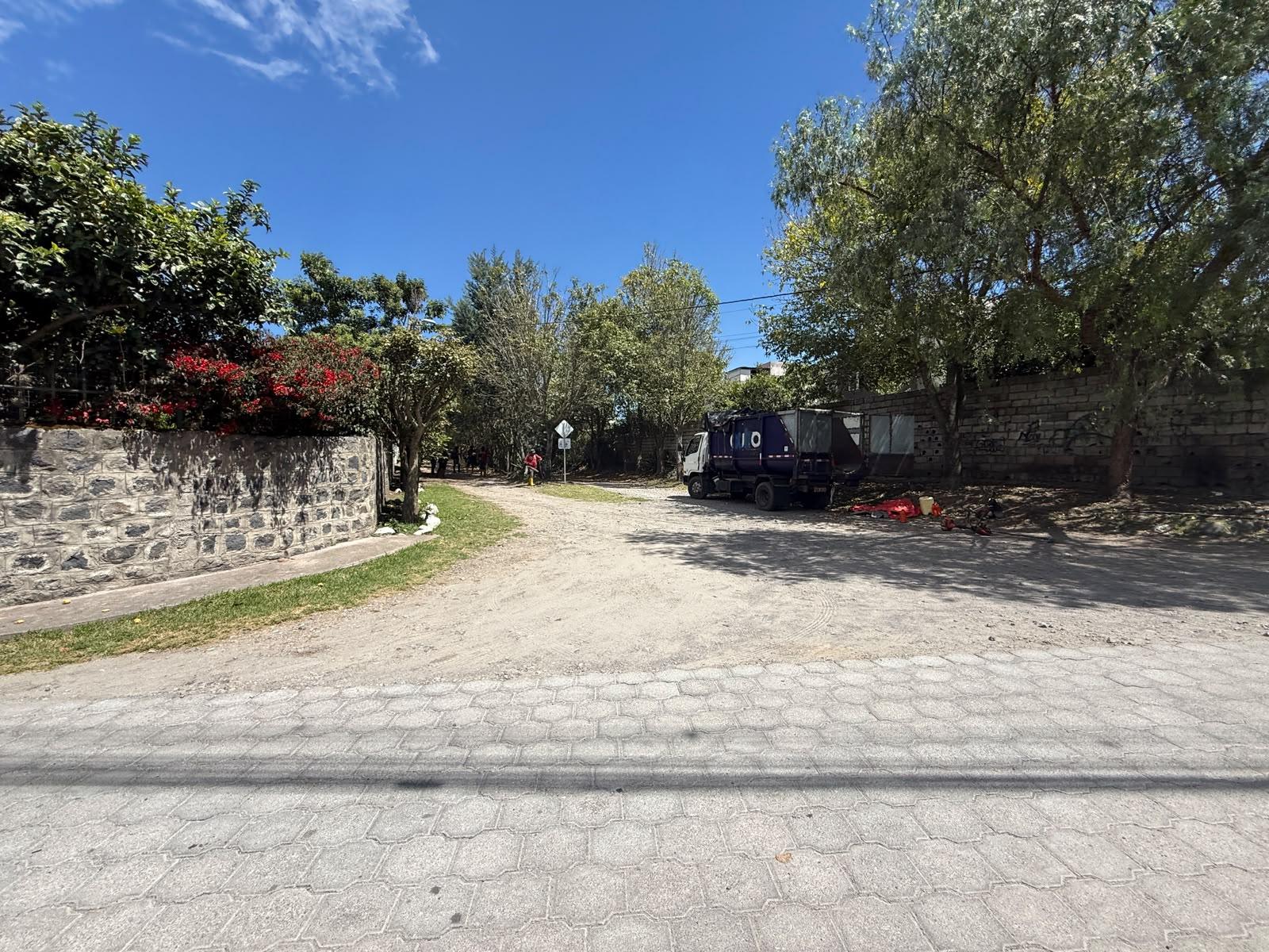 Terreno en venta en Pichincha | Quito | Tumbaco, TERRENO EN VENTA TUMBACO, 902 m²
