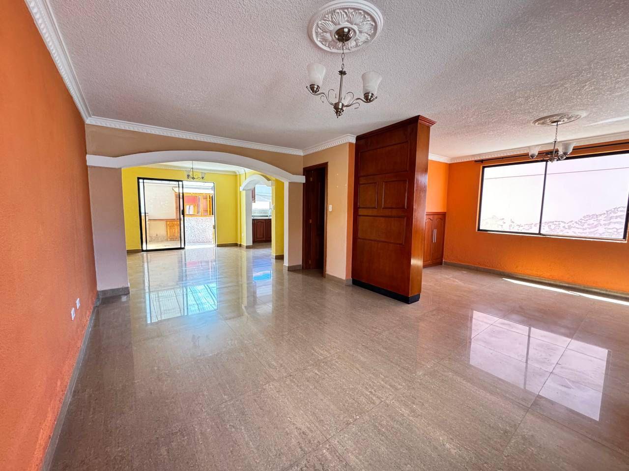 Casa en venta en Pichincha | Quito | El Colibrí, Conjunto Benidorm El colibrí (Valle de los Chillos), 130 m²