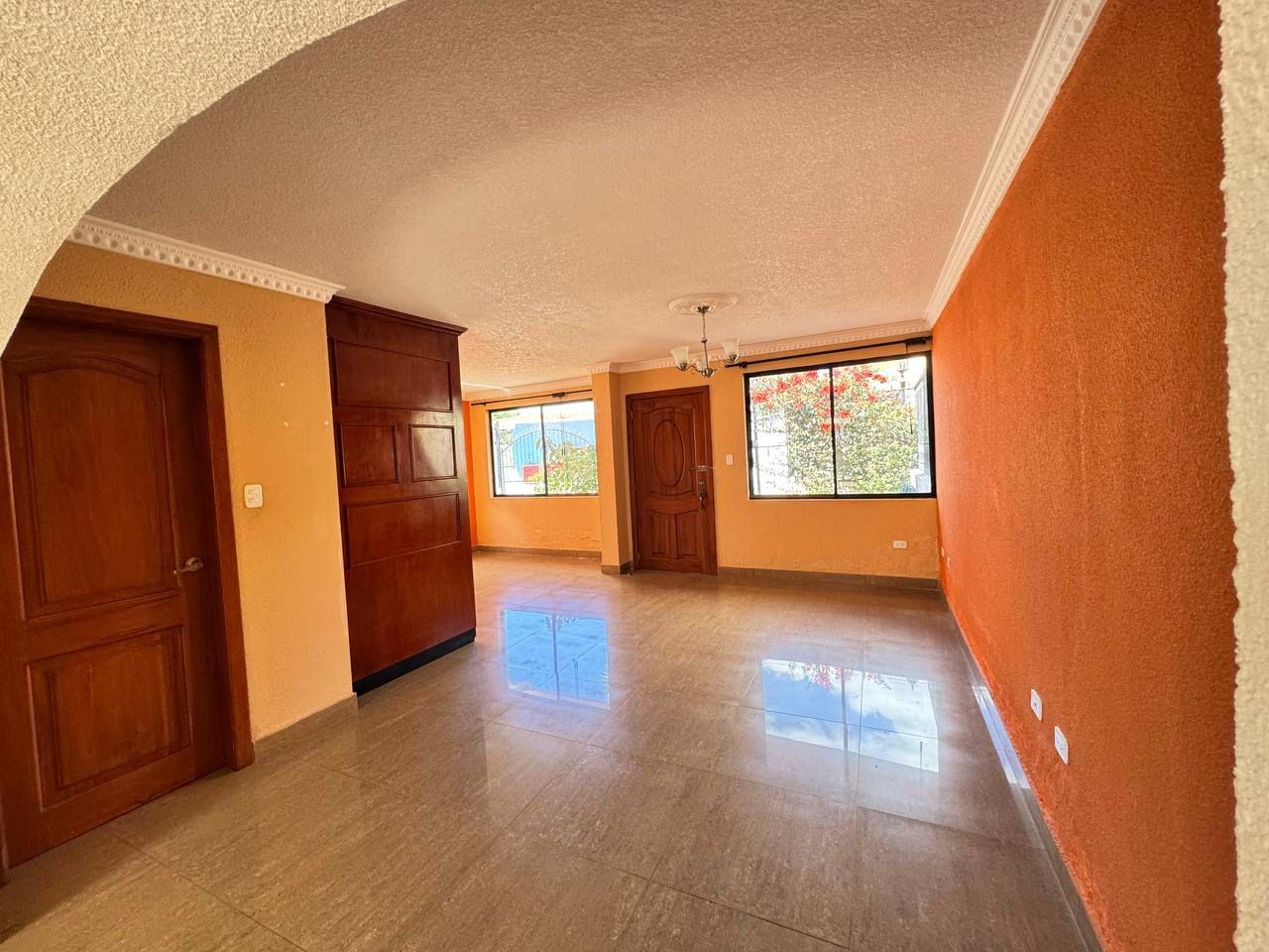 Casa en venta en Pichincha | Quito | El Colibrí, Conjunto Benidorm El colibrí (Valle de los Chillos), 130 m²