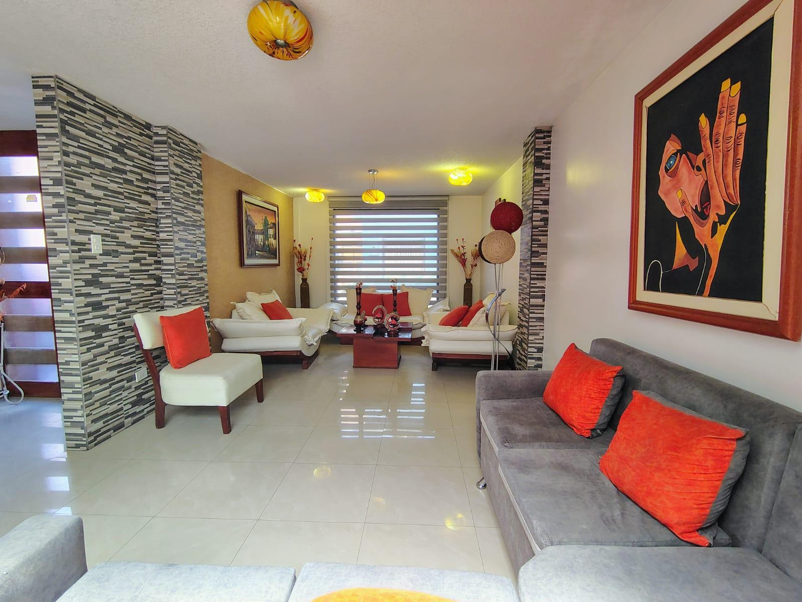 Casa en venta en Pichincha | Quito | Alangasí, ALANGASI-MIRASIERRA, 182 m²