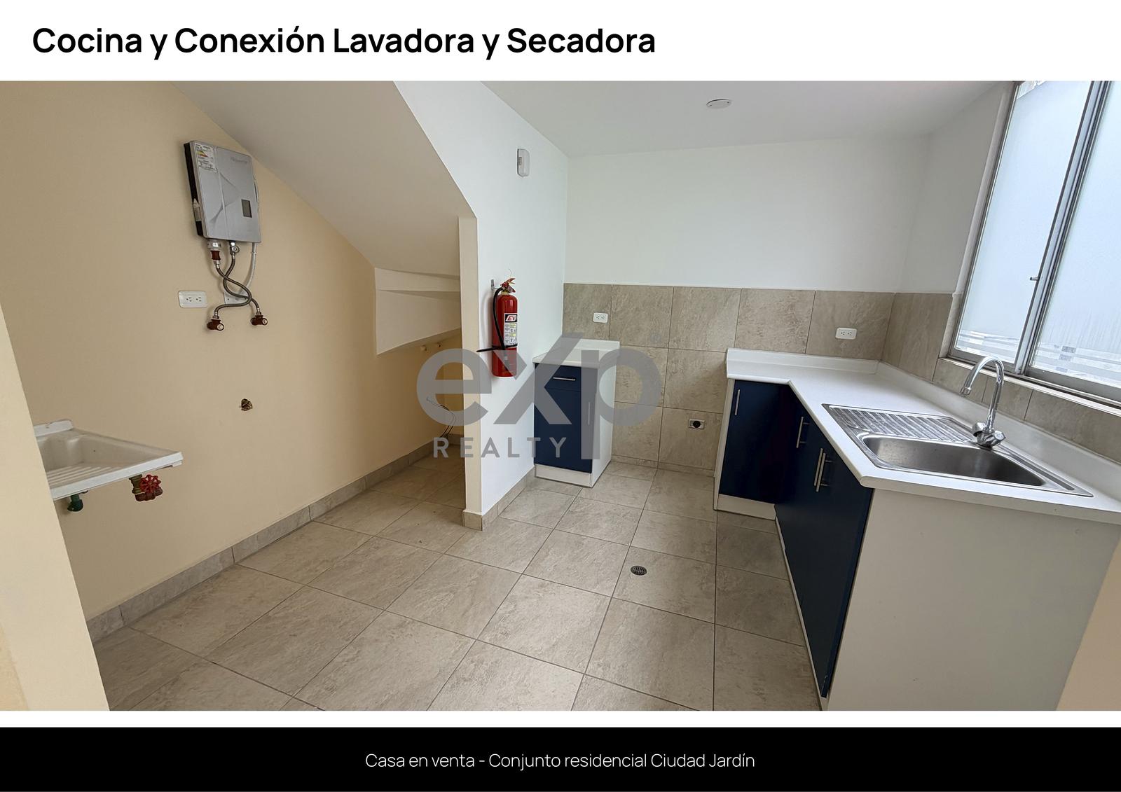 Casa en venta en Pichincha | Quito | Sur de Quito, Casa Dúplex con Terraza cubierta en VENTA, Conjunto Residencial Ciudad Jardín, 99 m²