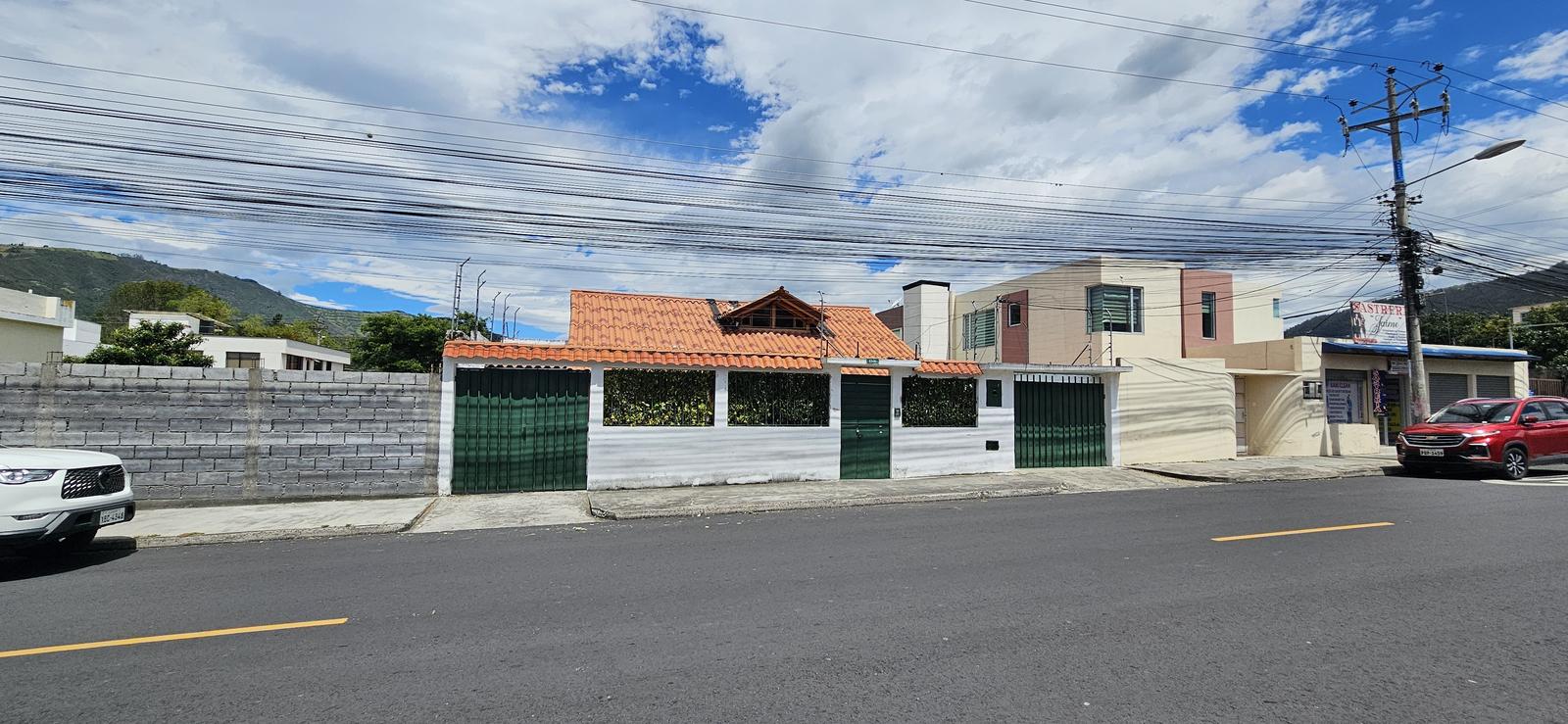 Commercial Property for Rent in Cumbayá