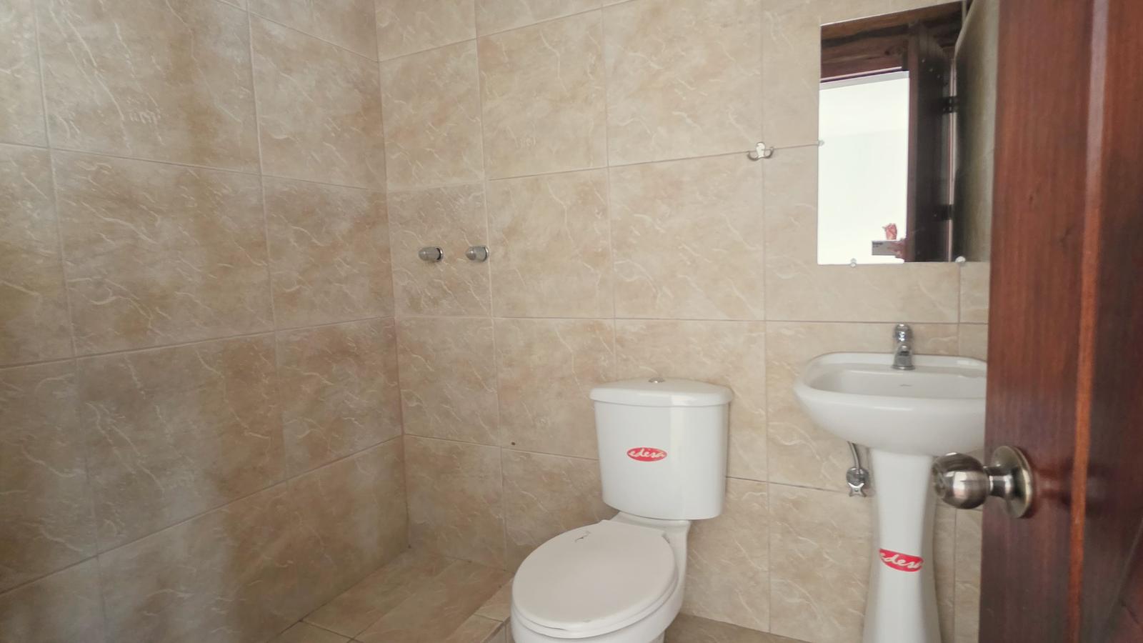 Local en alquiler en Pichincha | Quito | Cumbayá, Valdivia, 189 m²