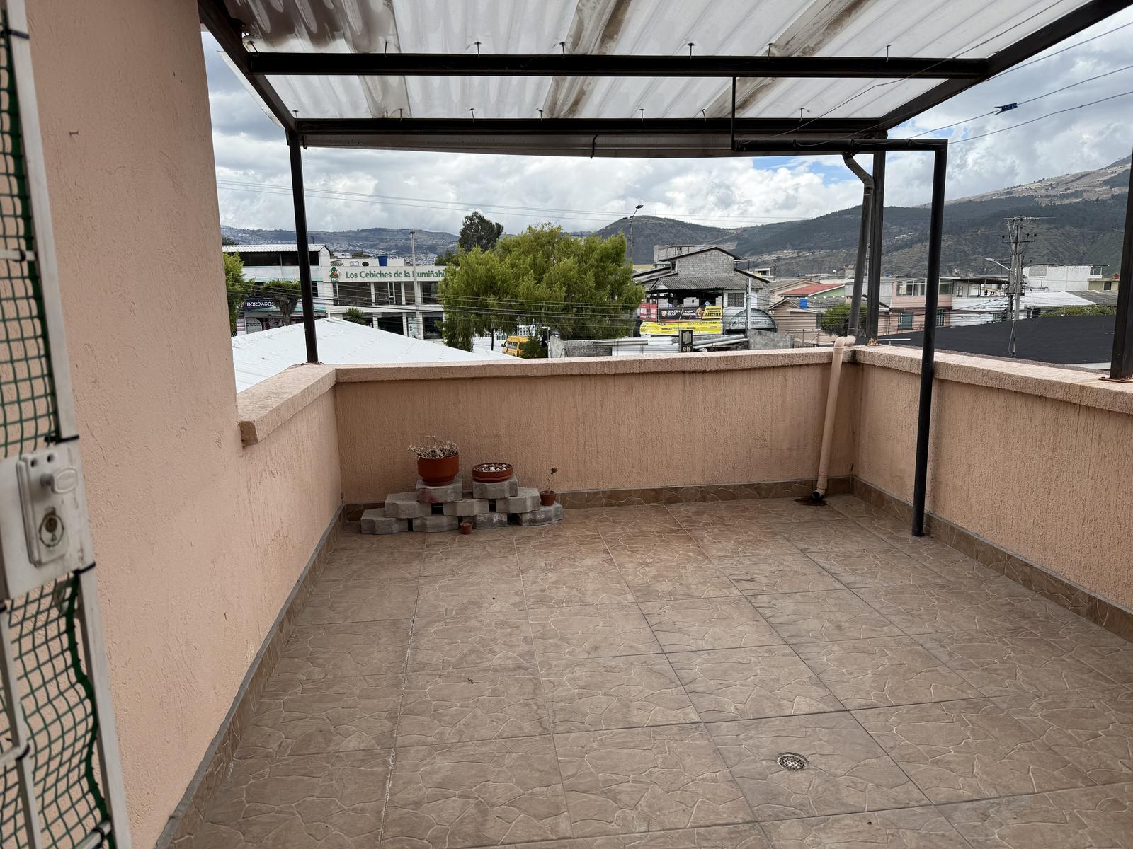 Casa en alquiler en Pichincha | Quito | Carcelén, Mastodontes, 173 m²