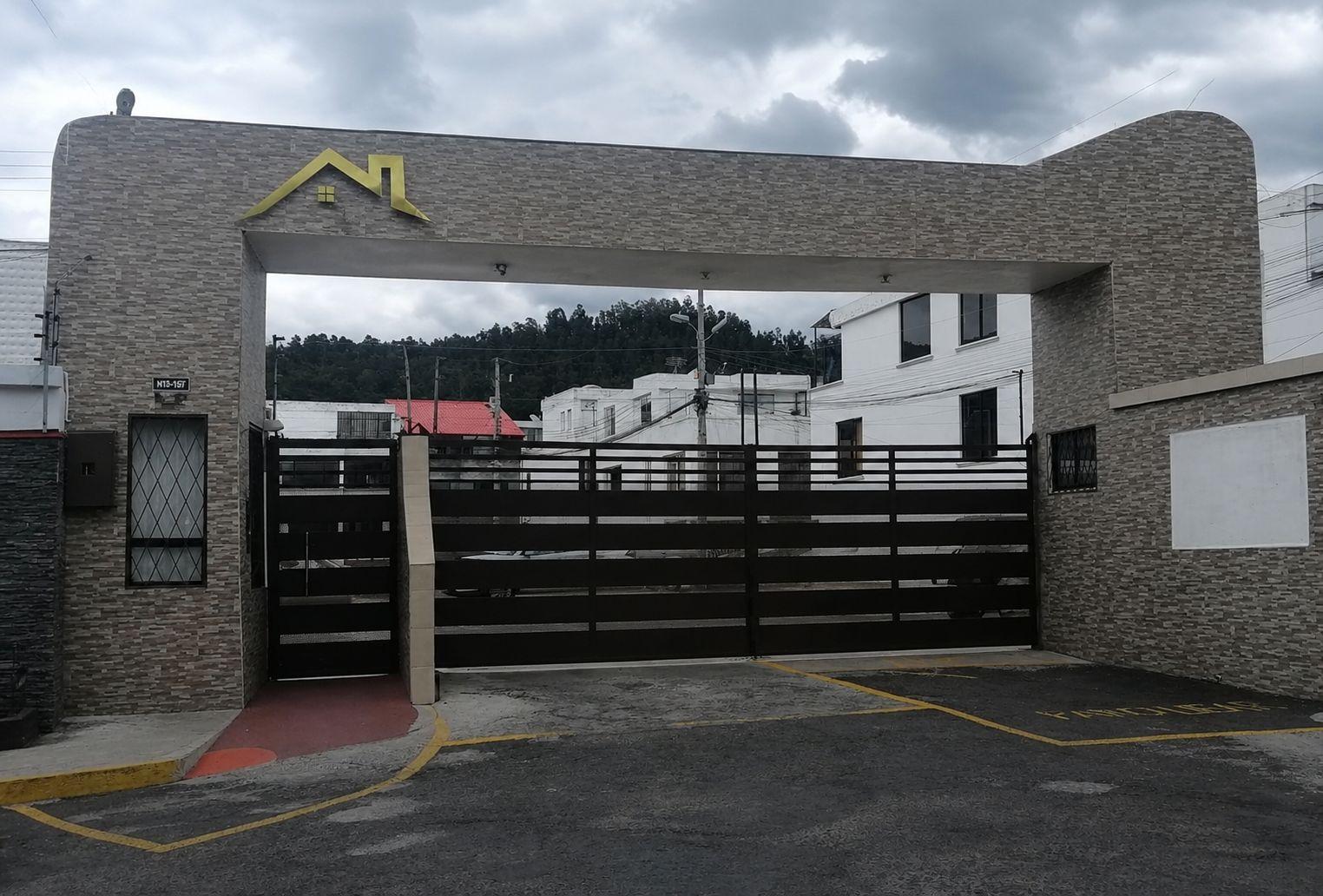Casa en venta en Pichincha | Quito | La Armenia, Casa en Venta Armenia Sector Parque Metropolitano, 125 m²