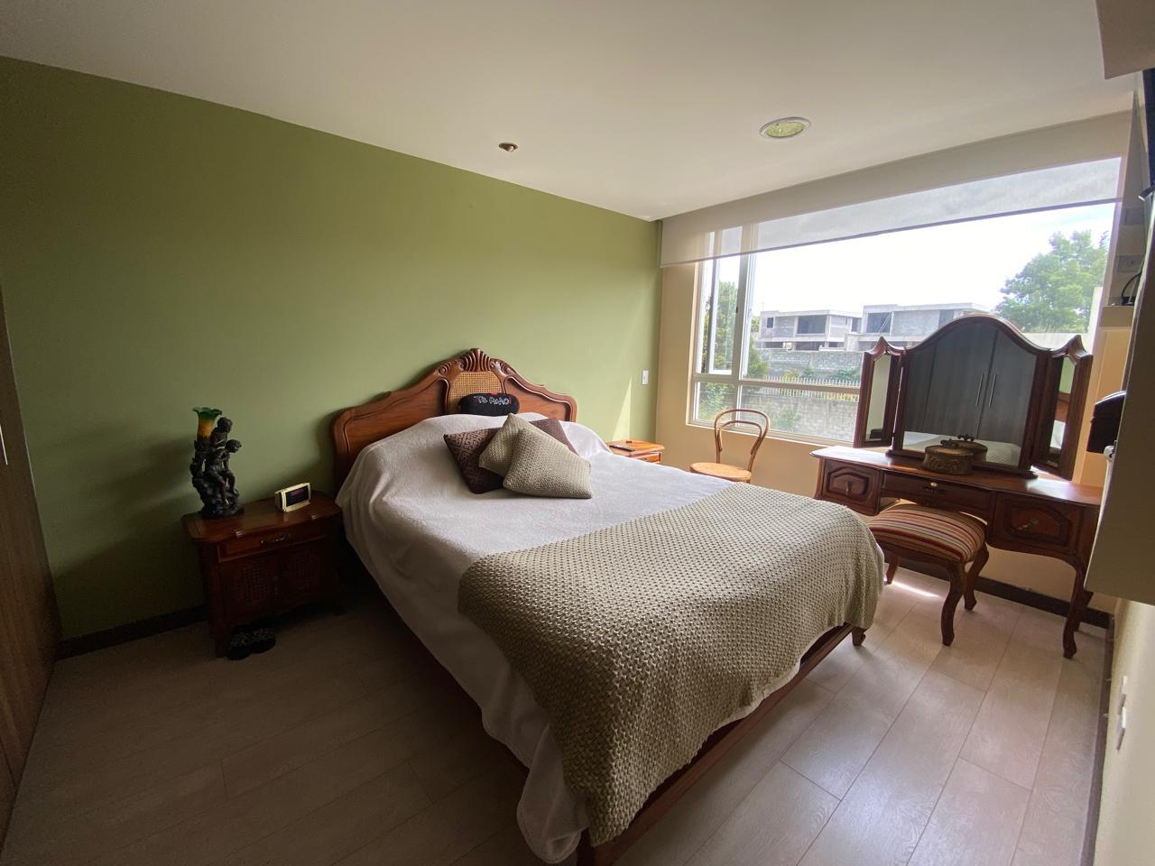 Apartment in Monteserrín 5