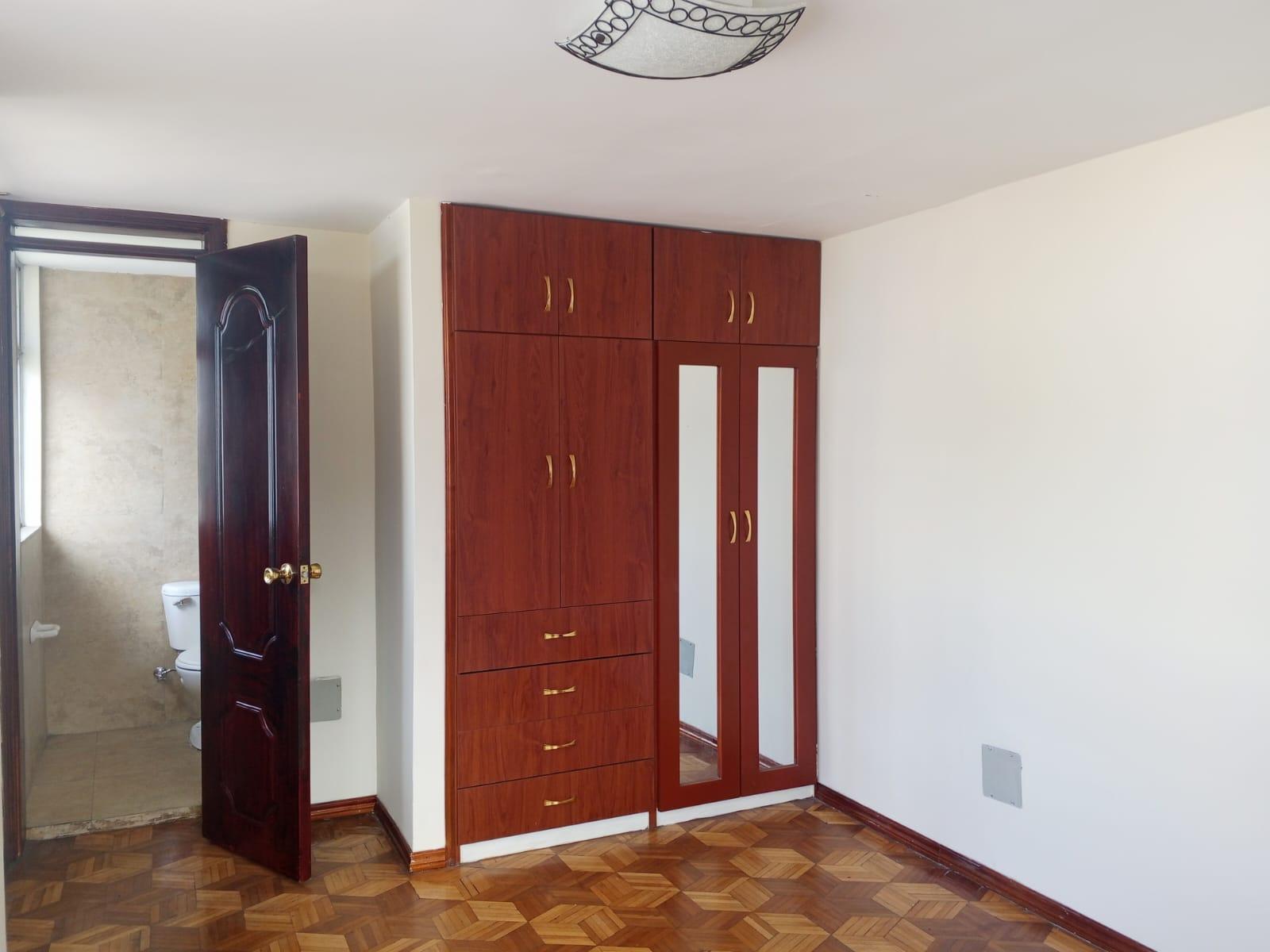 Casa en venta en Pichincha | Quito | Sur de Quito, PIO XII LULUNCOTO TERCERA SECTOR ETAPA VENDE CASA 3 DEPARTAMENTOS, 260 m²