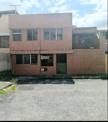 Casa en venta en Pichincha | Quito | Sur de Quito, PIO XII LULUNCOTO TERCERA SECTOR ETAPA VENDE CASA 3 DEPARTAMENTOS, 260 m²