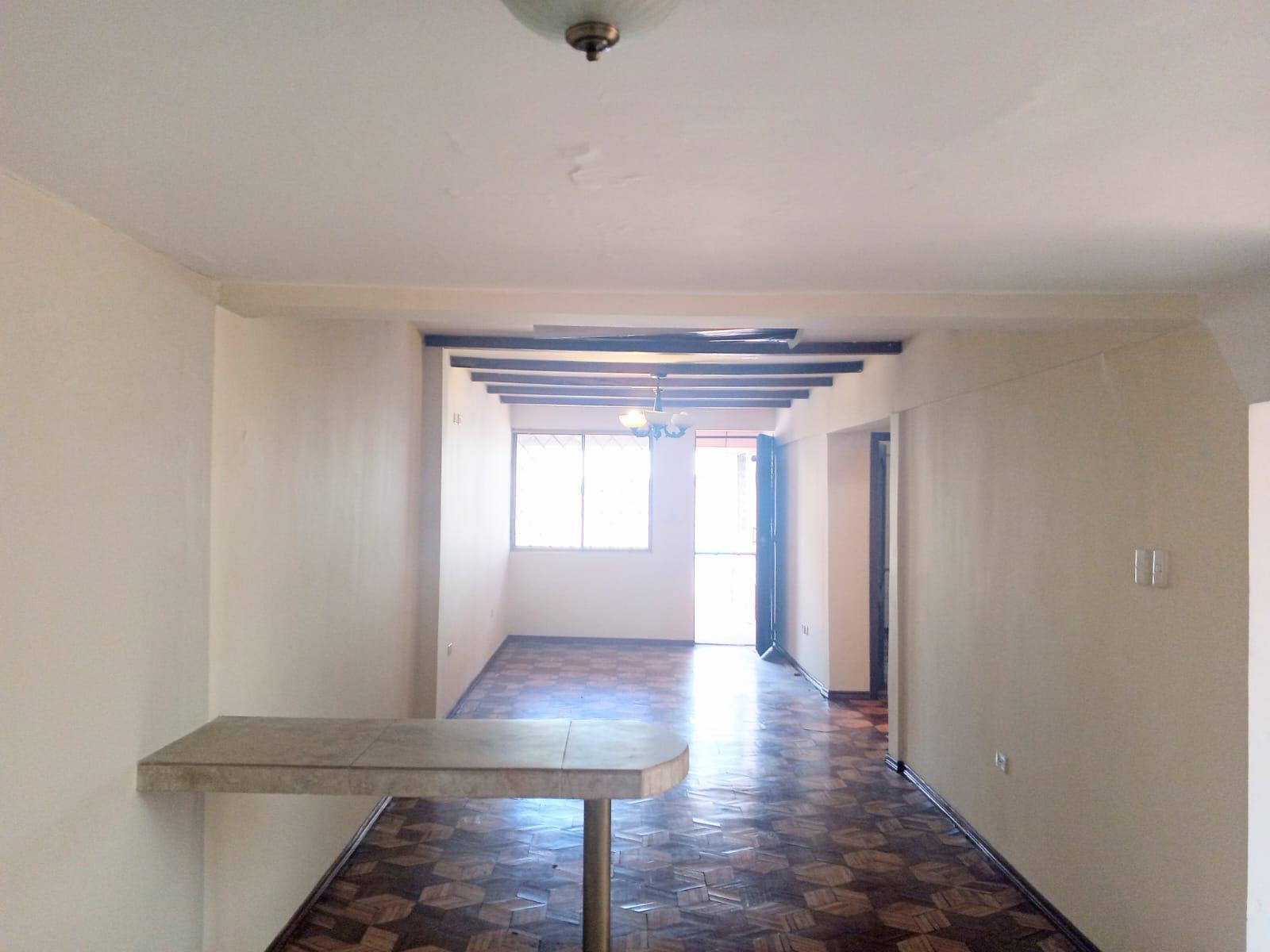 Casa en venta en Pichincha | Quito | Sur de Quito, PIO XII LULUNCOTO TERCERA SECTOR ETAPA VENDE CASA 3 DEPARTAMENTOS, 260 m²