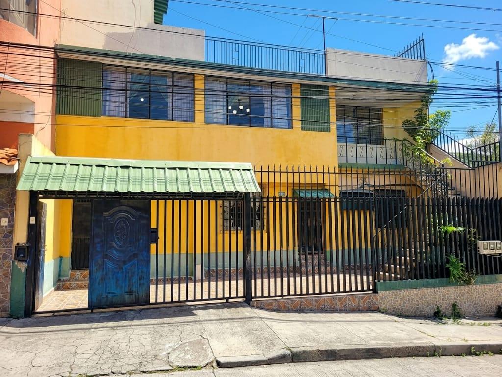 Casa en venta en Pichincha | Quito | El Recreo, Dobbie y Virgilio Castillo, 349 m²
