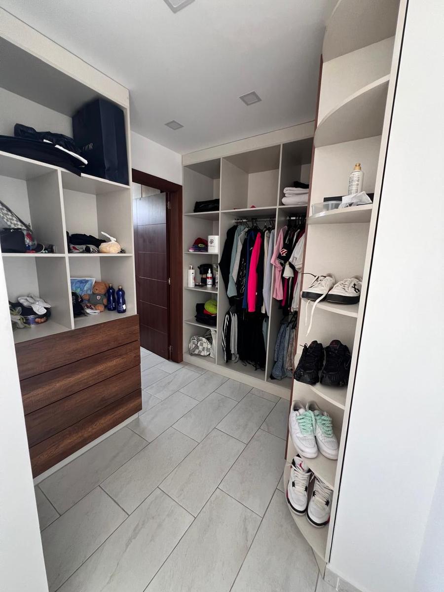 Casa en Venta sector Conocoto Urbanizacion Ex Lasallanos Valle de los Chillos 