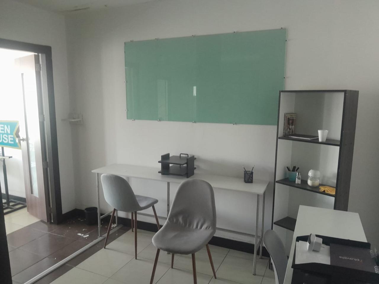 Oficina en venta en Pichincha | Quito | Tumbaco, OFCINA DE VENTA EN TUMBACO, DE OPORTUNIDAD, 58 m²
