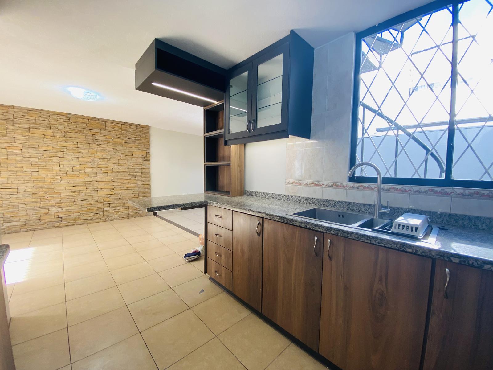Casa en venta en Pichincha | Quito | Calderón, Casa en Venta Vía Marianitas sector Calderón, 111 m²