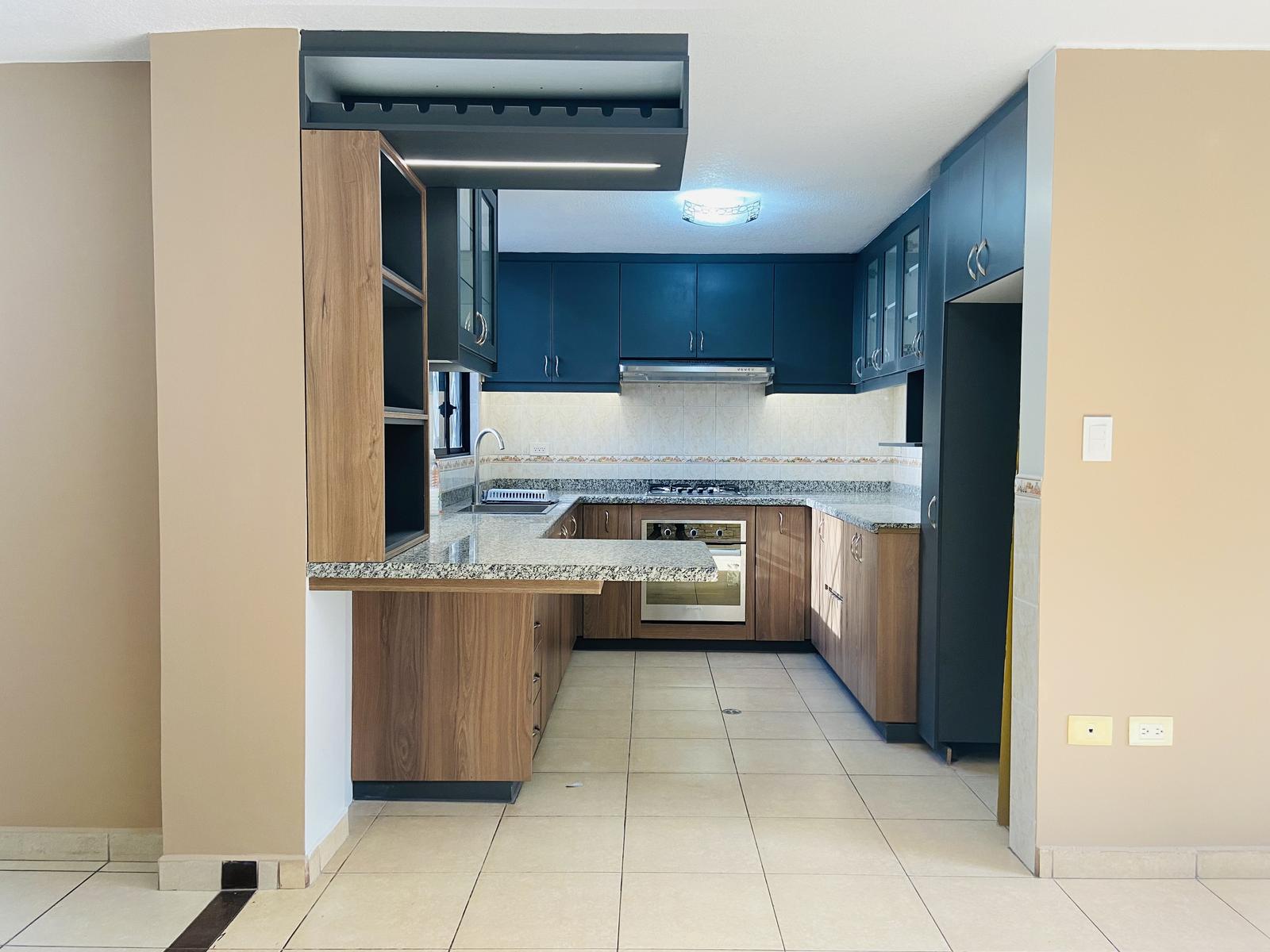 Casa en venta en Pichincha | Quito | Calderón, Casa en Venta Vía Marianitas sector Calderón, 111 m²