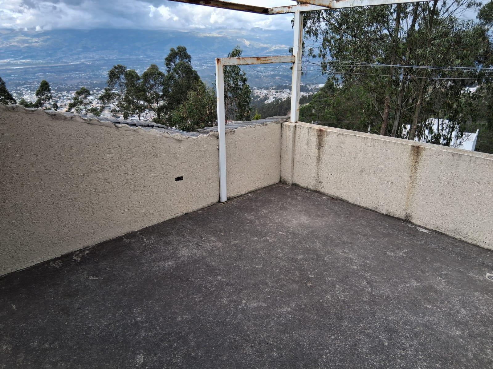 Casa en venta en Pichincha | Quito | Amagasí, Pasaje E18 N 52-16 y Nogales, San Isidro, Amagasí, 250 m²