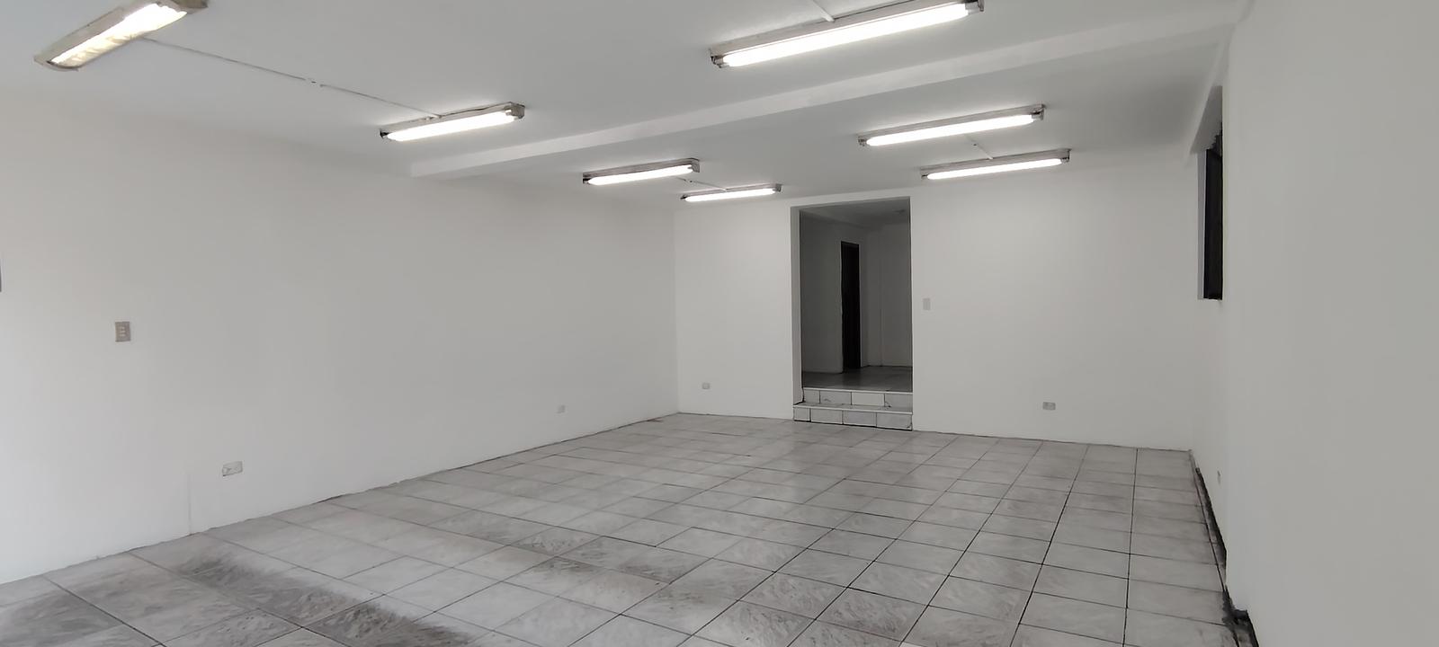 COMMERCIAL SPACE FOR RENT ON MAIN AVENUE, PEDRO DE LA PEÑA STREET - EL CONDADO NEIGHBORHOOD SECTOR 4