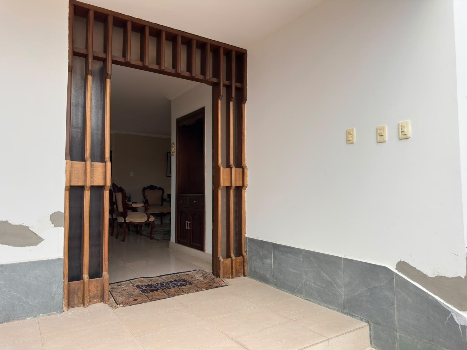 Casa en venta en Ecuador | Imbabura | Ibarra, Ibarra, Carlos Merlo y Juan Genaro Jaramillo, 600 m²