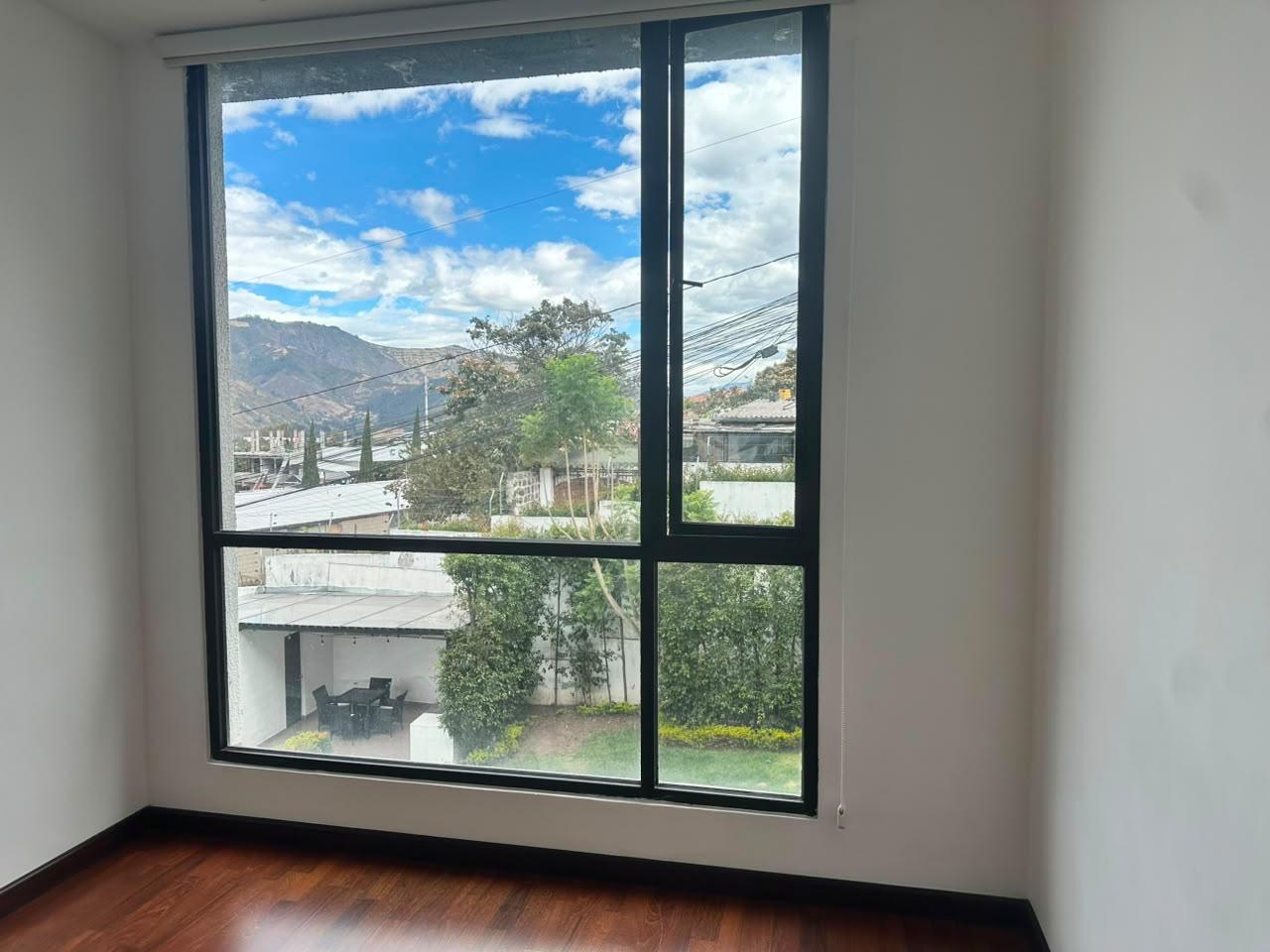Departamento en alquiler en Pichincha | Quito | Cumbayá, Ángel Rojas y Juan León Mera, 110 m²