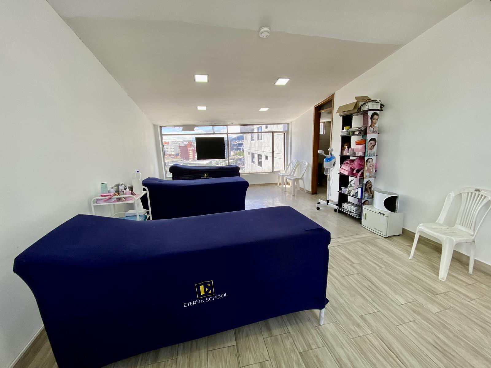 Departamento en venta en Pichincha | Quito | Granda Centeno, En Venta Departamento Duplex 4to piso Granda Centeno, 381 m²