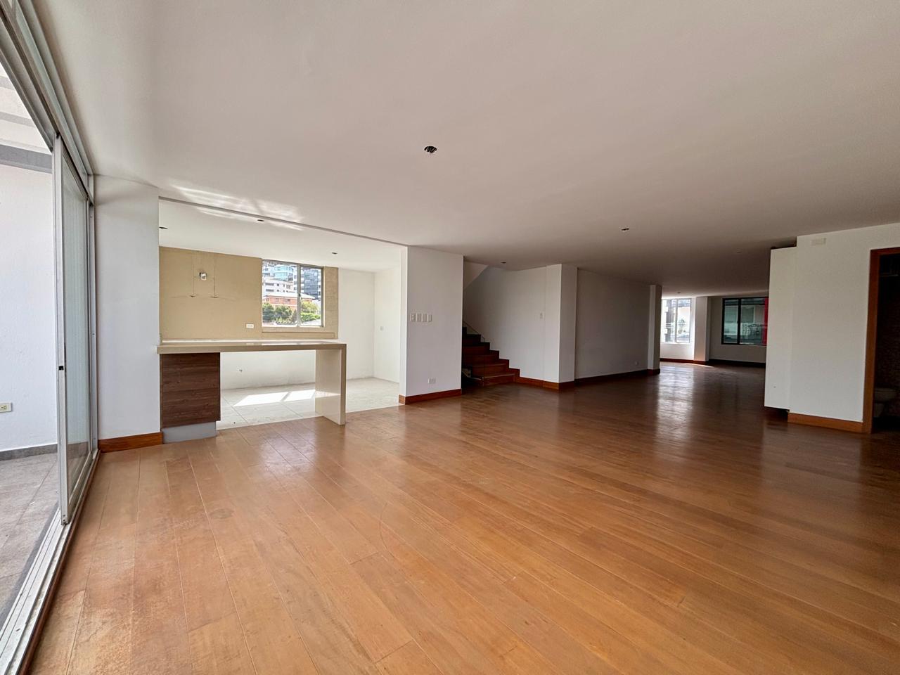 Departamento en venta en Pichincha | Quito | Quito Tenis, VENTA DE PENTHOUSE DUPLEX CON TERRAZA PRIVADA - QUITO TENIS - PRECIO DE OPORTUNIDAD, 509 m²